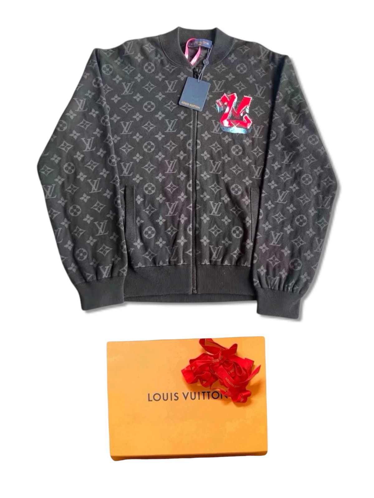 Louis Vuitton LOUIS VUITTON M Graffiti Monogram Zipup Long Sleeve Jacket Size US M / EU 48-50 / 2 - 1 Thumbnail