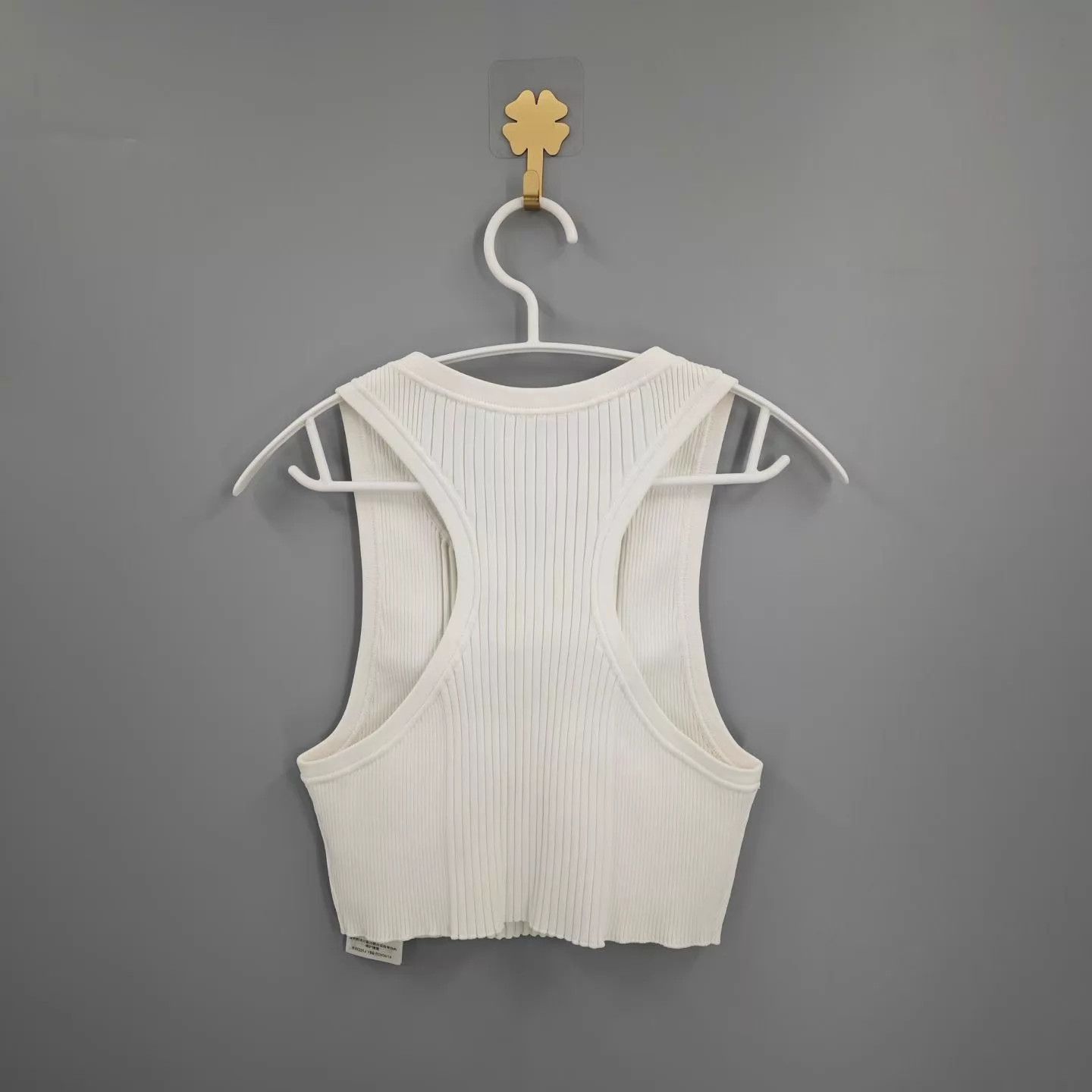 Louis Vuitton Louis Vuitton women's white knit vest S Size S / US 4 / IT 40 - 2 Thumbnail