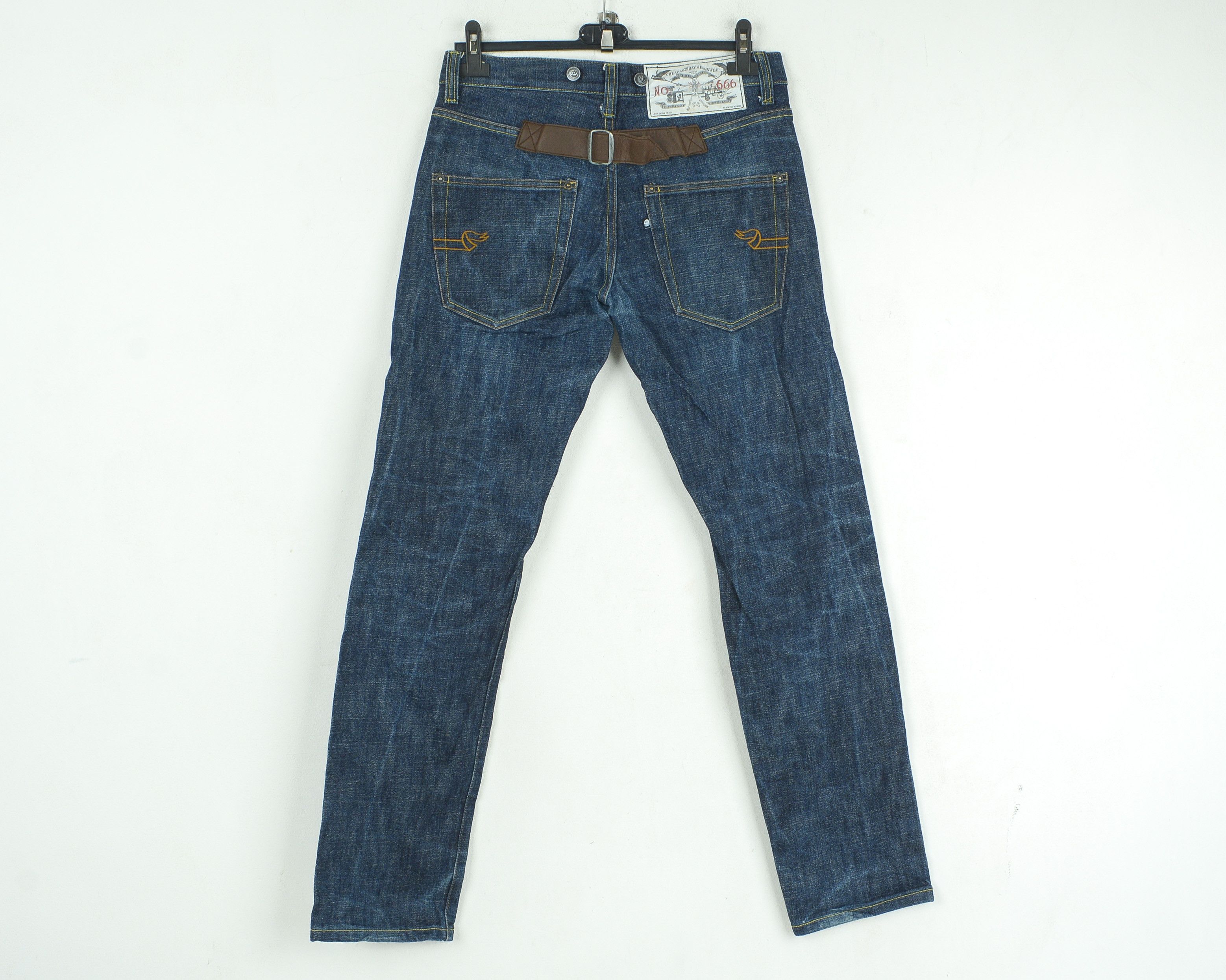 Cheap Monday 666 Japanese Blue Dry W31 L34 Reg Taper Selvedge Jeans Denim Size US 31 - 4 Thumbnail