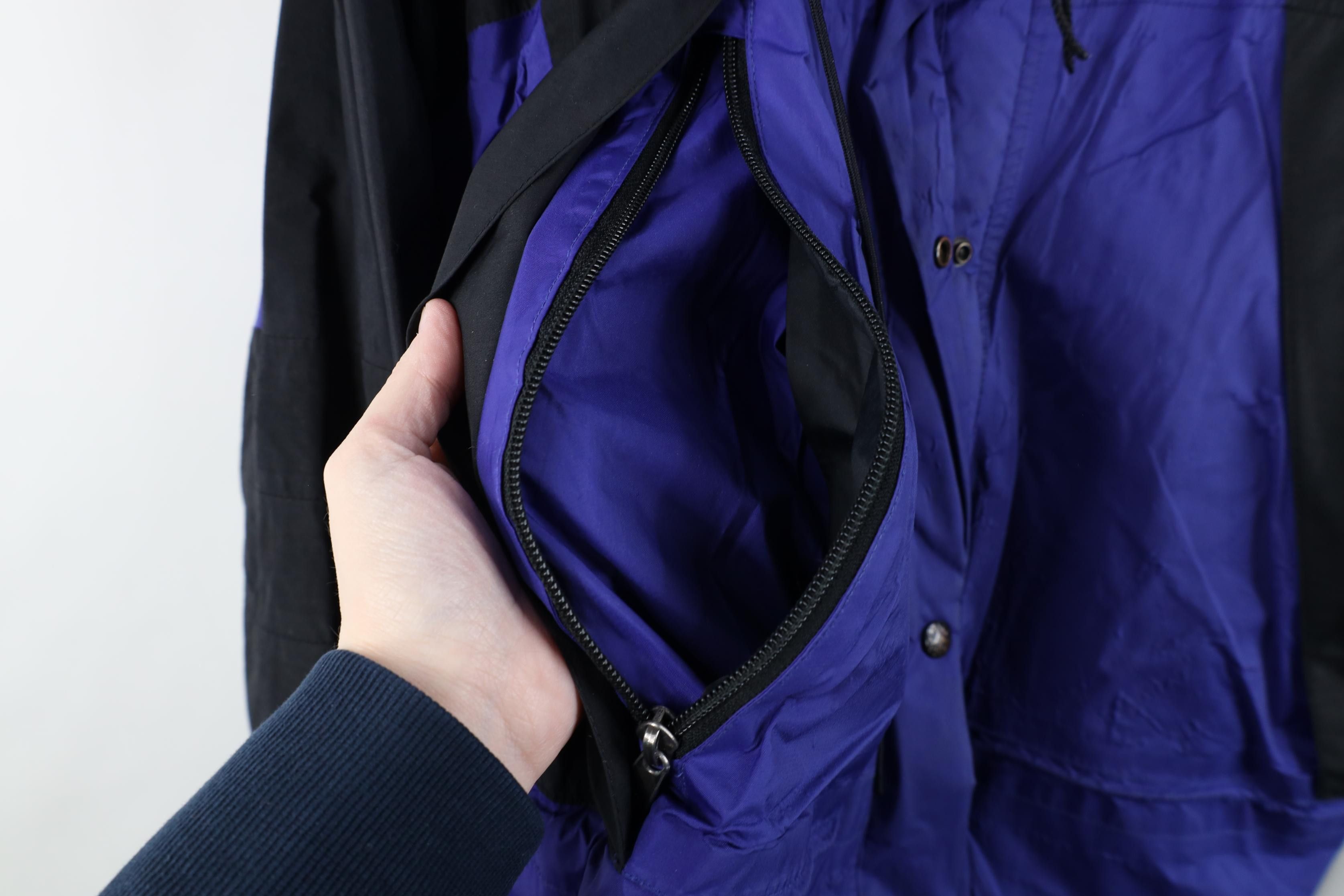The North Face Vintage 90s The North Face Goretex Hooded Rain Jacket Coat Size US XL / EU 56 / 4 - 9 Thumbnail