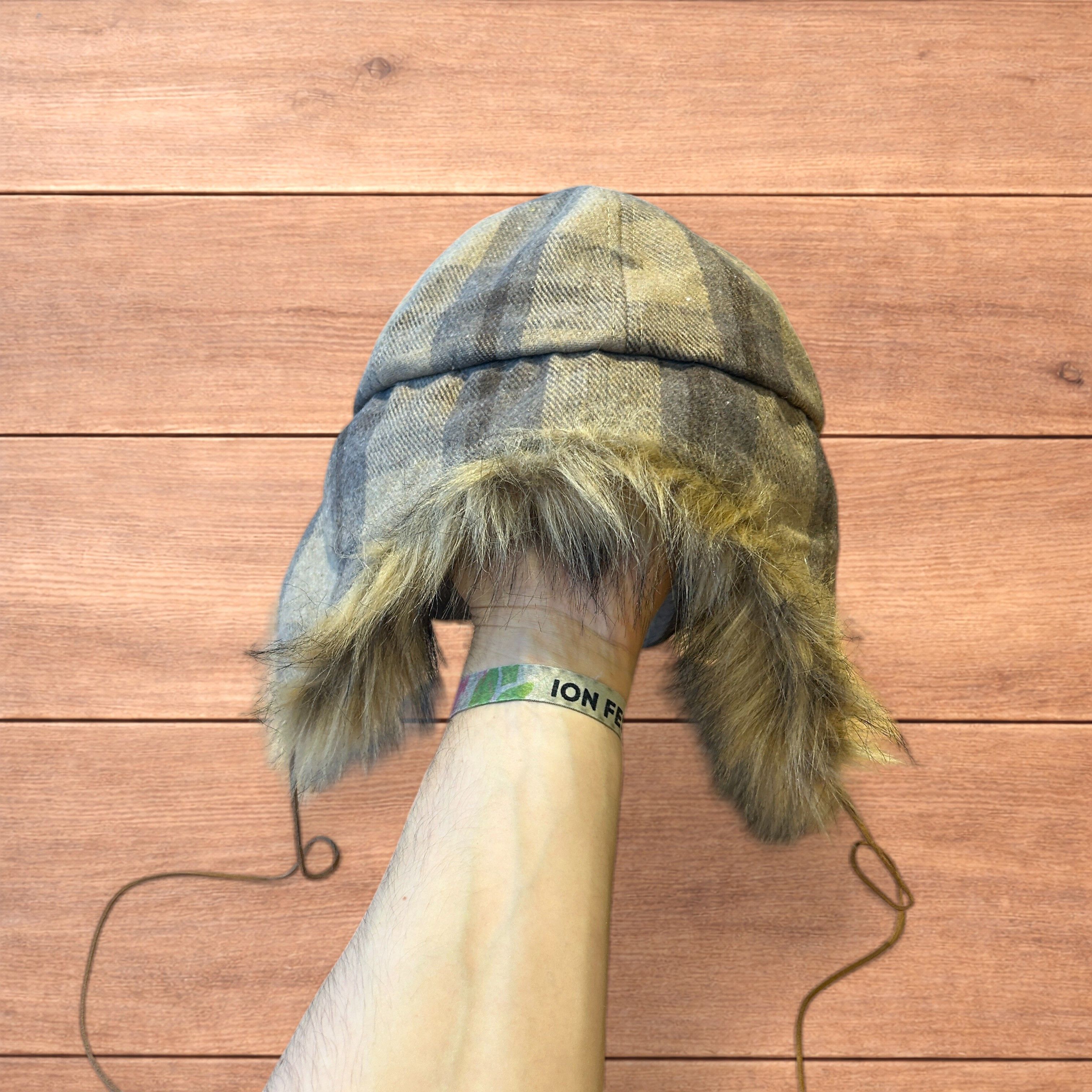 Japanese Brand Trapper Russian ear flap hat in checkered beige colour way. Size ONE SIZE - 7 Thumbnail