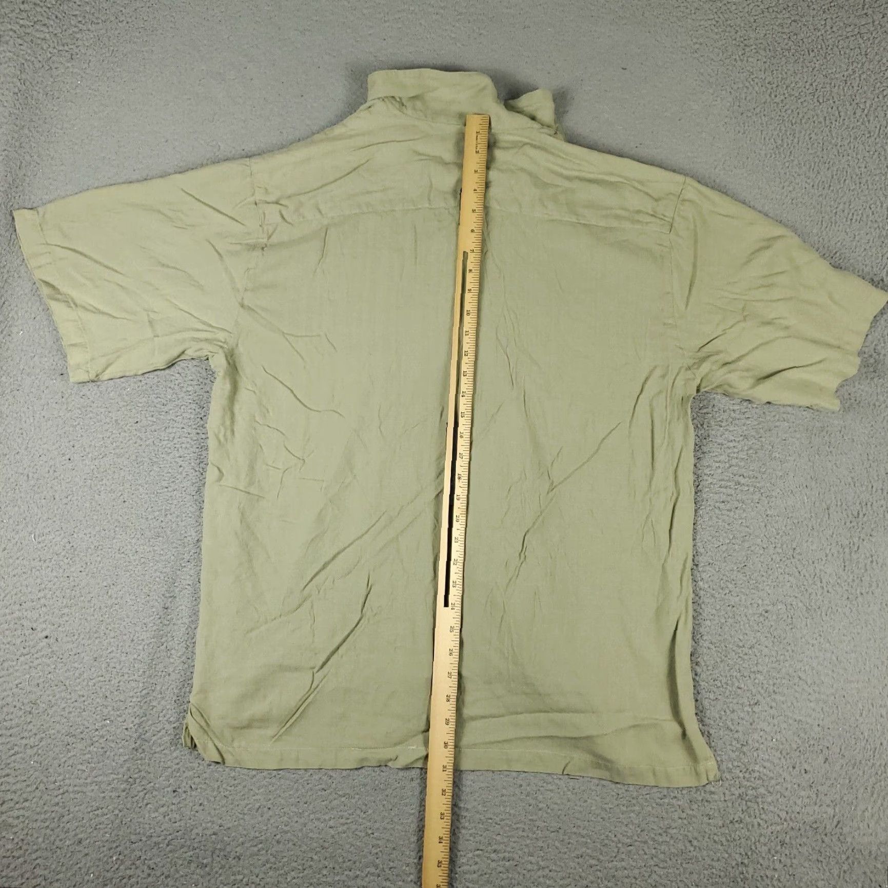 Tommy Bahama Tommy Bahama Shirt Mens 2XL Beige Silk Hawaiian Button Up Short Sleeve Aloha Classic Size US XXL / EU 58 / 5 - 4 Thumbnail