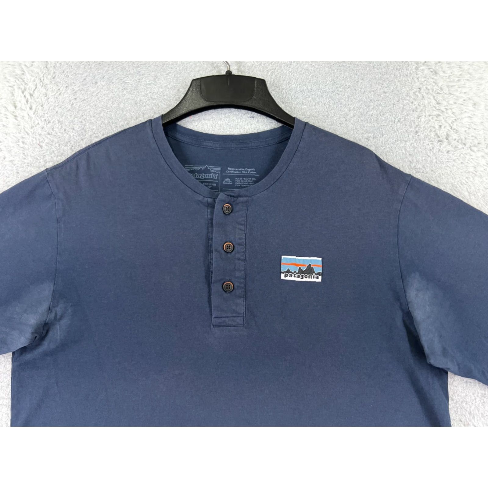 Patagonia Patagonia Shirt Men M Blue Henley Short Sleeve 100% Cotton USA Striped Logo Pockets T-Shirt Alignment: Read Size US M / EU 48-50 / 2 - 4 Thumbnail