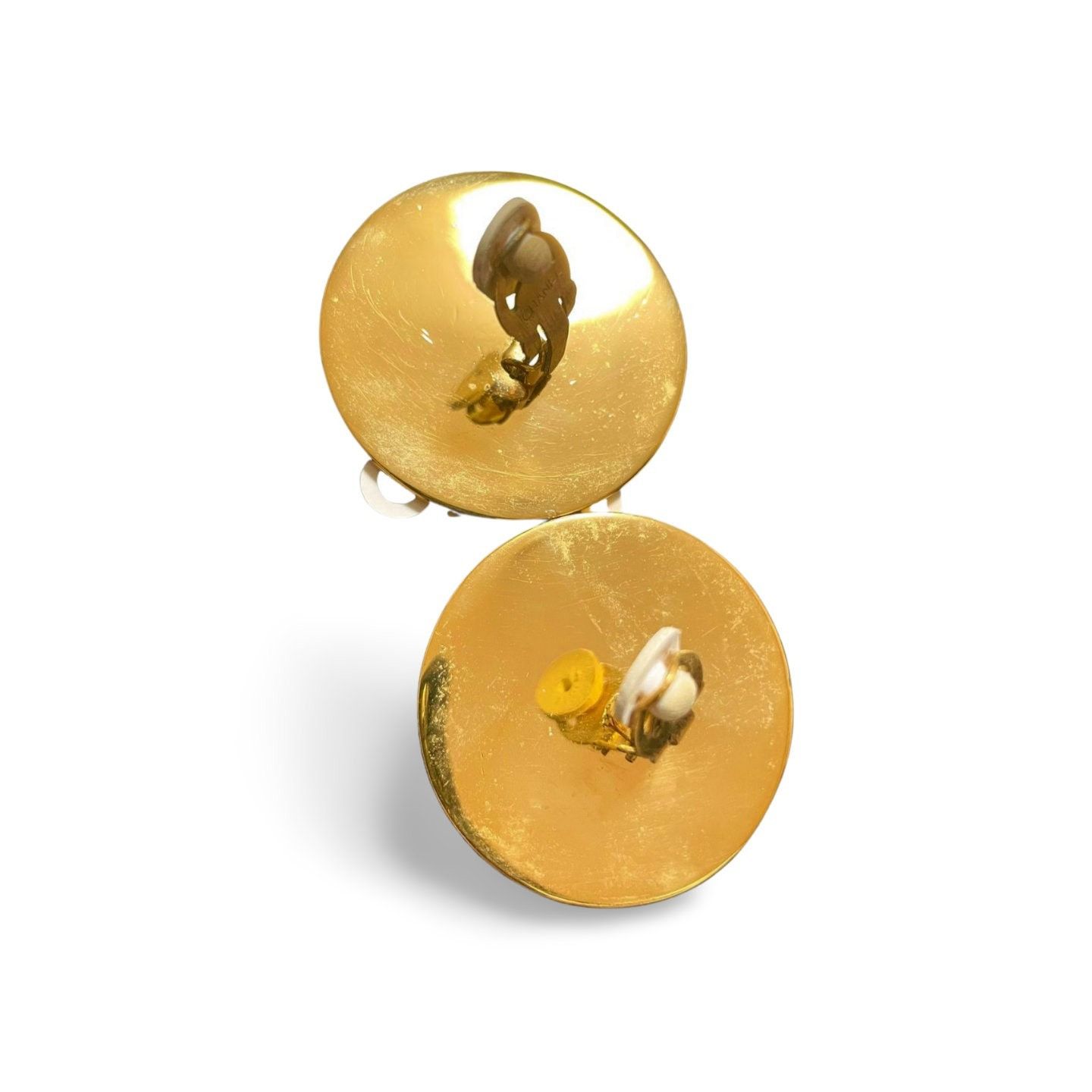 Chanel Vintage CHANEL red and gold round geometric design earrings Size ONE SIZE - 8 Thumbnail