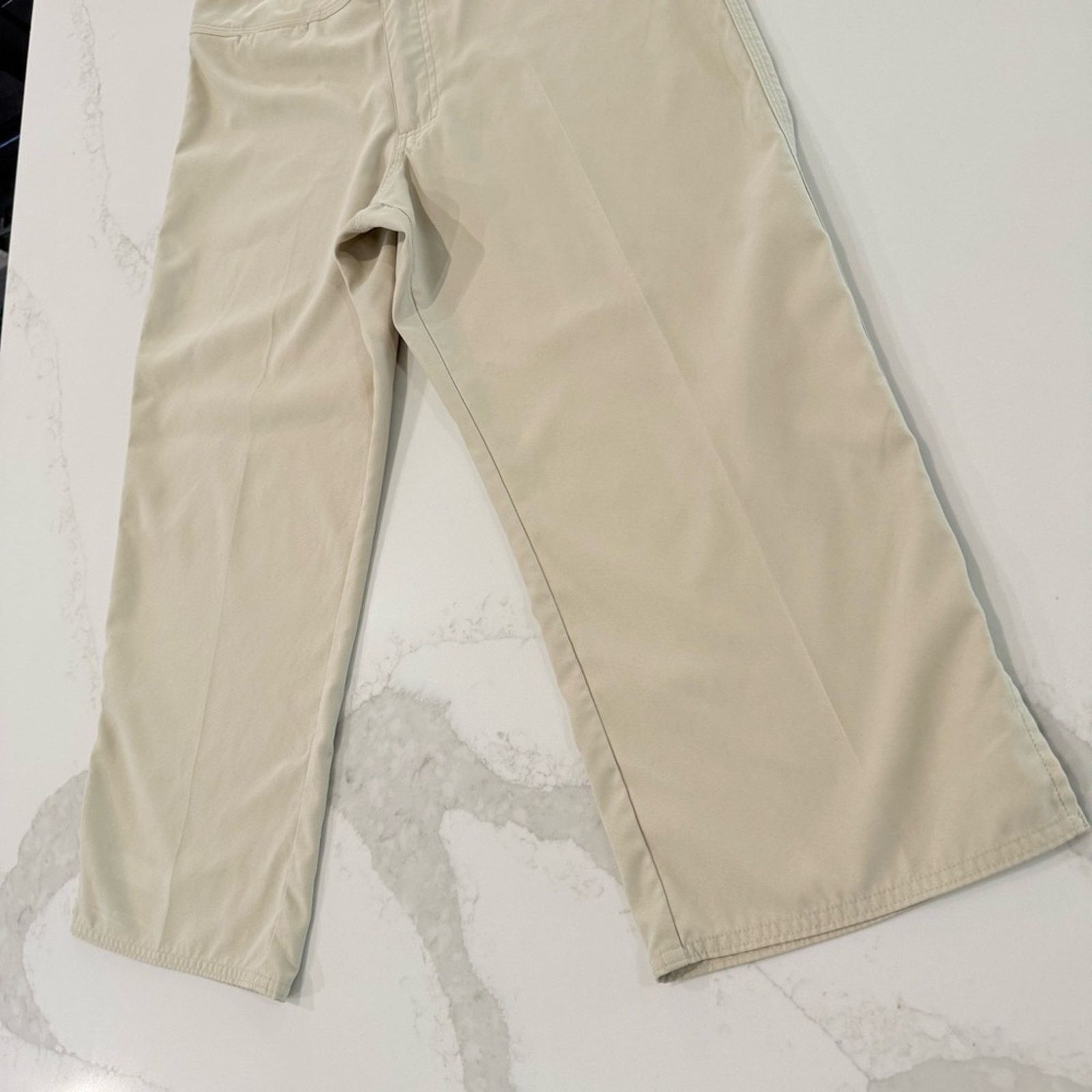 Patagonia Patagonia Kokawe Capri Pants Women’s 10 Beachwood Beige Size 32" / US 10 / IT 46 - 2 Thumbnail