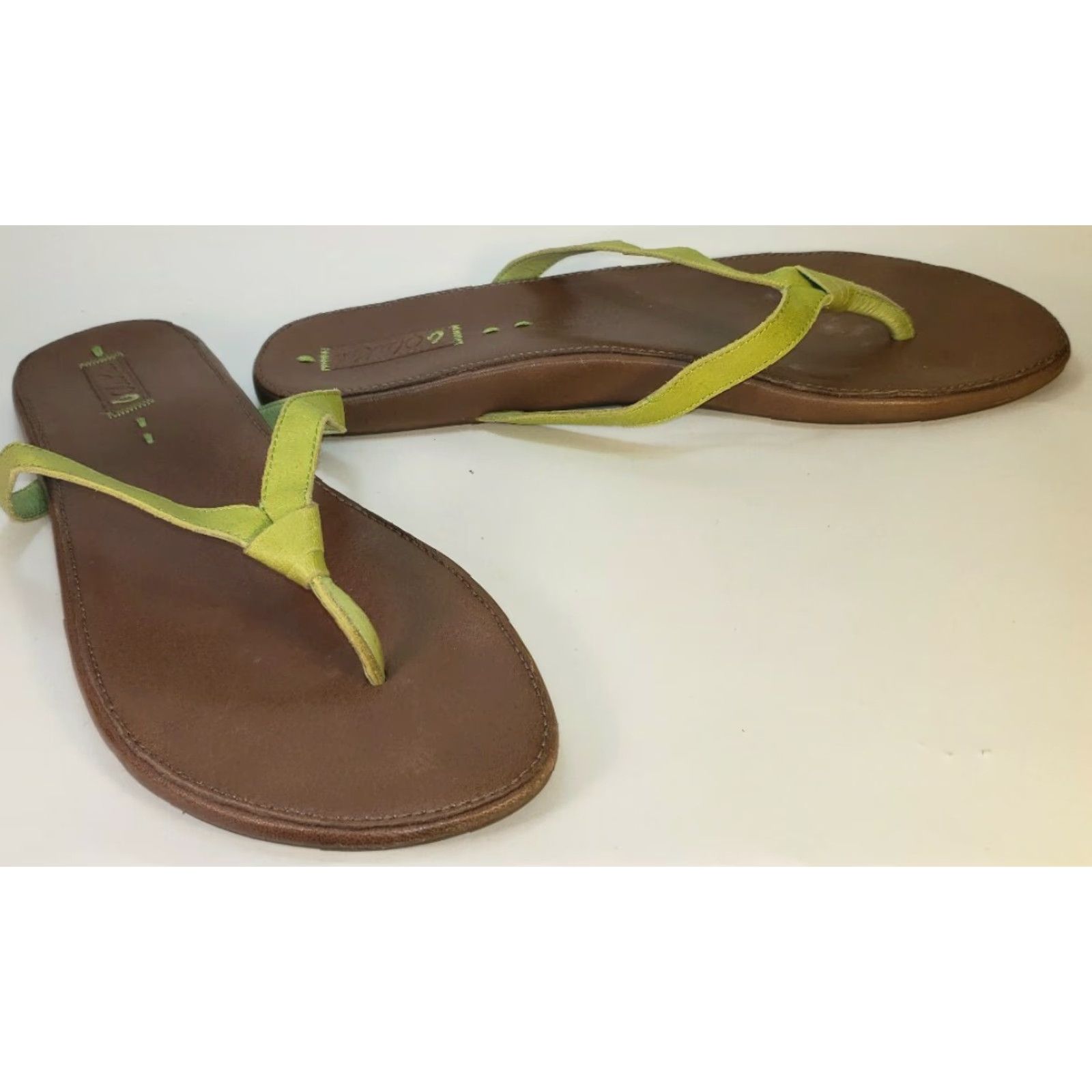 Olukai OluKai Hulali Flats Sandal Flip Flop Women's Size 11M Green Leather Straps Sandals Casual Comfort Arch Support Leather Insole M Strap Size US 11 / IT 41 - 5 Thumbnail
