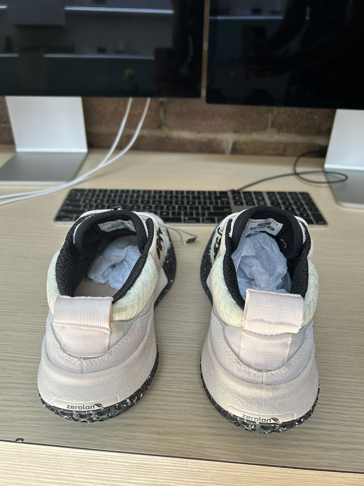 Brandblack Brandblack Rare Metal Evo Off White Size US 9 / EU 42 - 5 Thumbnail