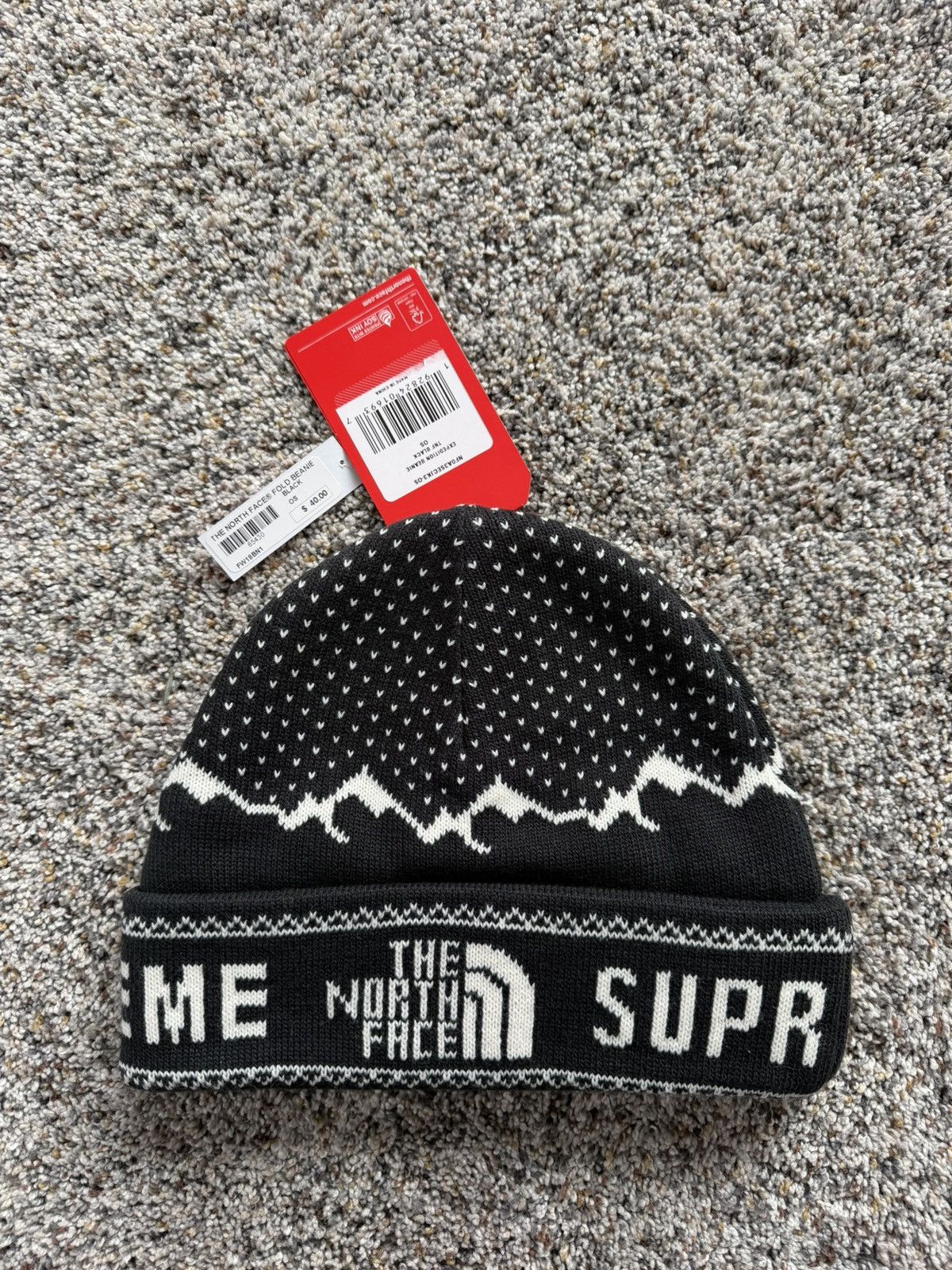 Supreme × The North Face Supreme x The North Face Beanie Black