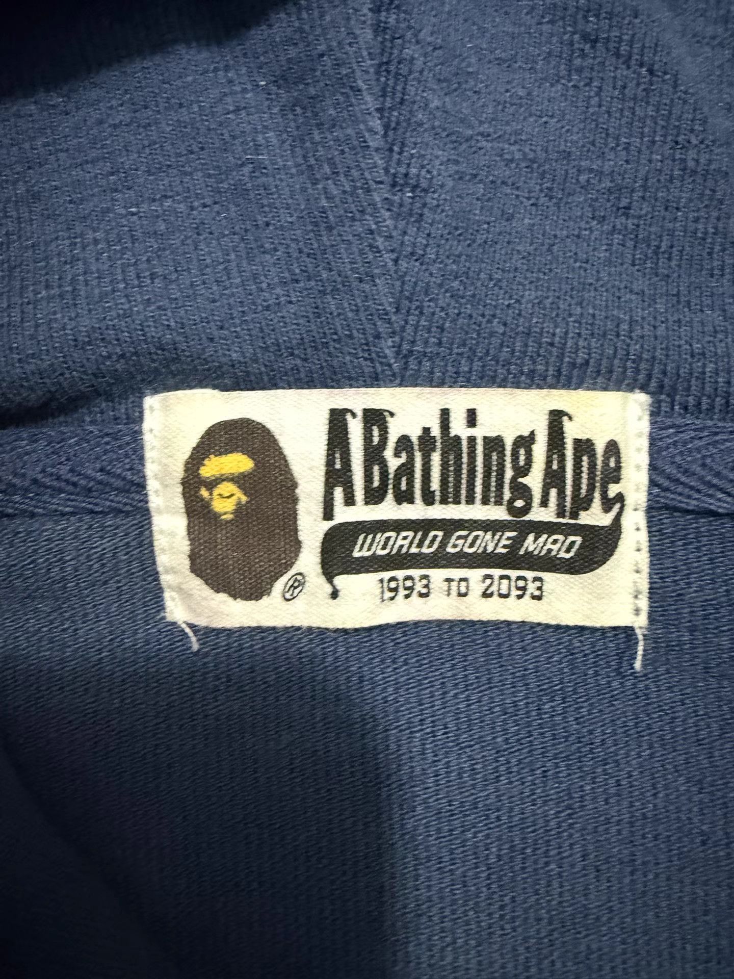 Bape Bape Rainbow Gradient Shark Zip Jacket Size US L / EU 52-54 / 3 - 4 Thumbnail