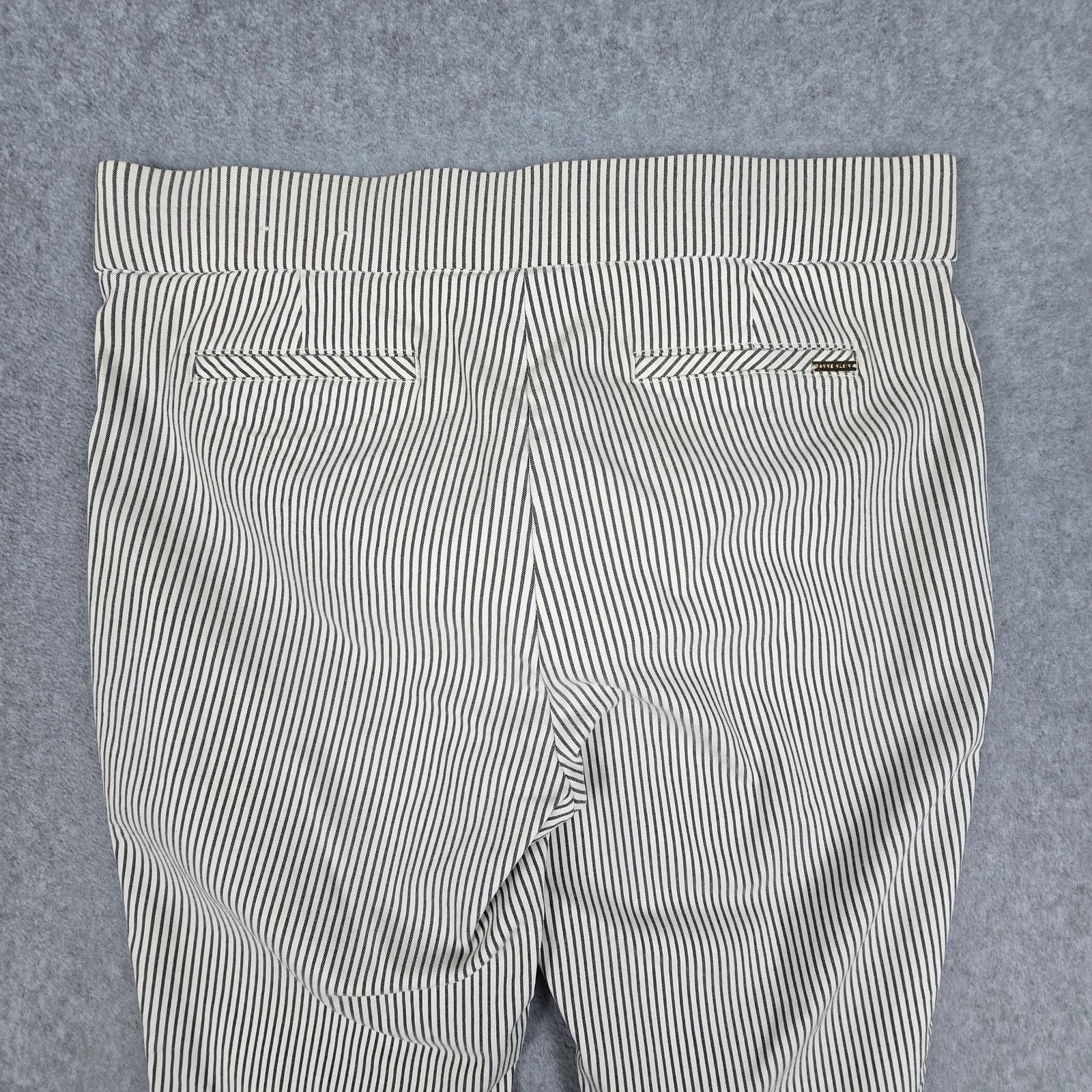 Anne Klein Anne Klein 12 Beige Charcoal Stripe Slim Pull On Crop Pants Size 34" / US 12 / IT 48 - 6 Thumbnail