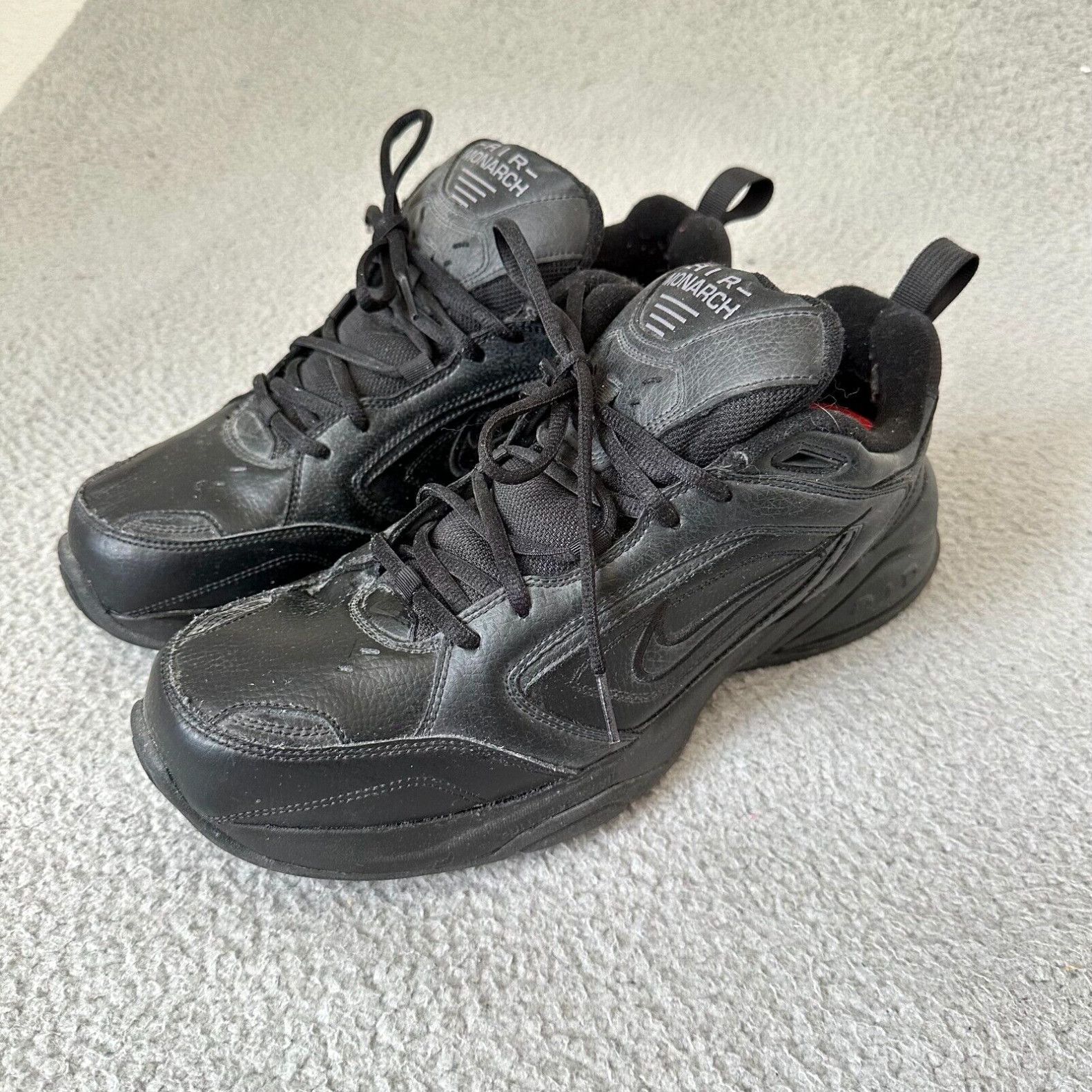 mens nike air monarch shoes