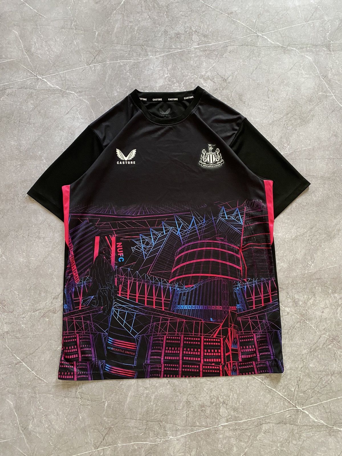 Castore × Vintage Newcastle United 23-24 Stadium Edition Castore Soccer Jersey Size US XL / EU 56 / 4 - 2 Thumbnail