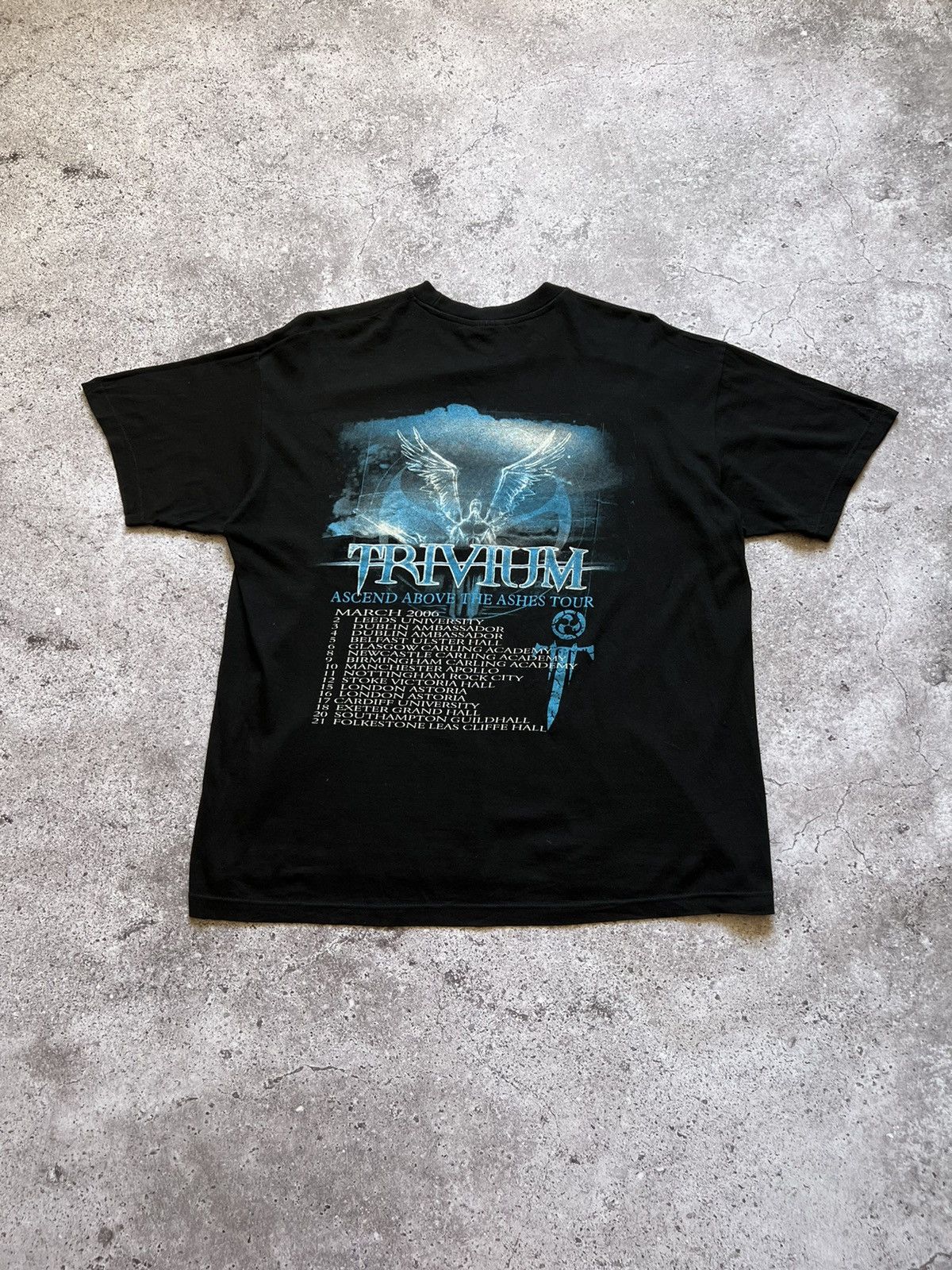 Band Tees × Vintage Vintage 2006 Trivium Ascendancy Tour Metal Band T-shirt Size US L / EU 52-54 / 3 - 6 Thumbnail