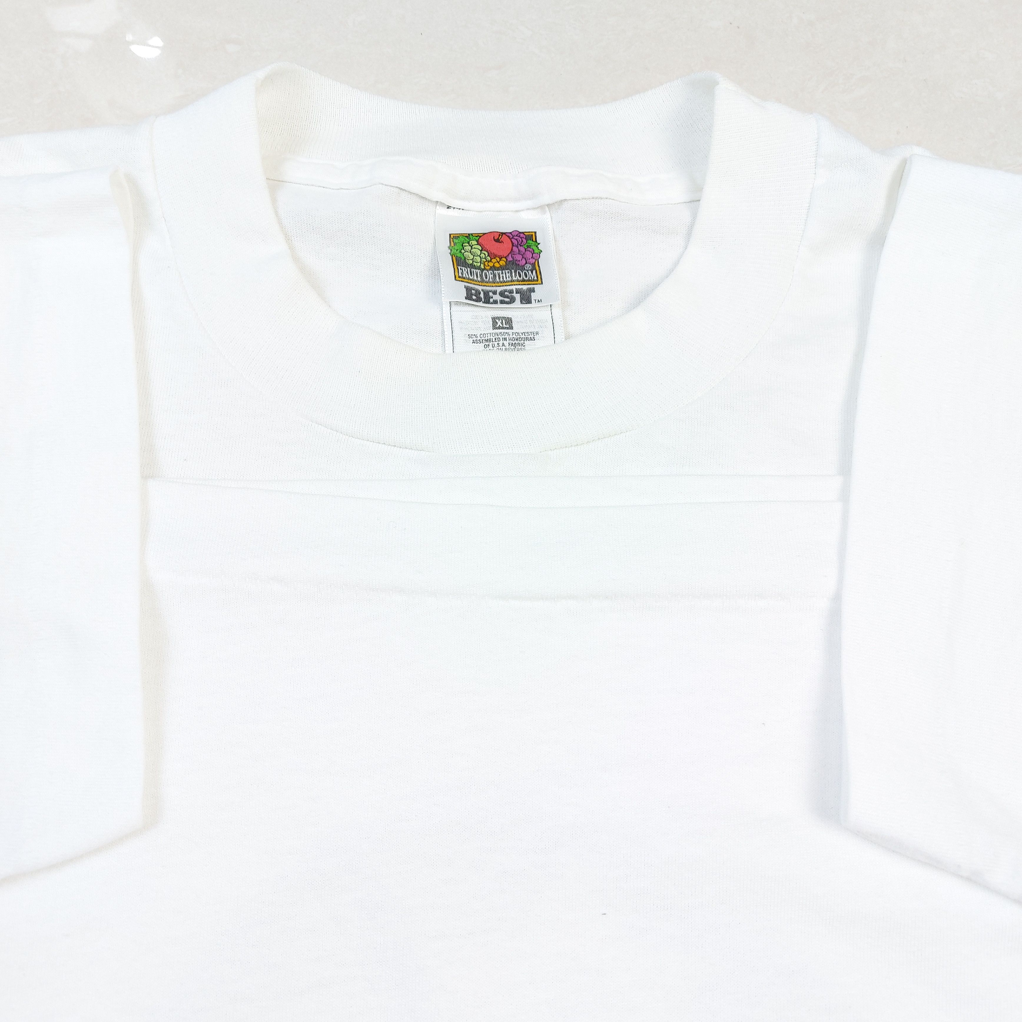 Apple Vintage 90s AT&T CARES In touch with our community TEE Size US XL / EU 56 / 4 - 8 Thumbnail