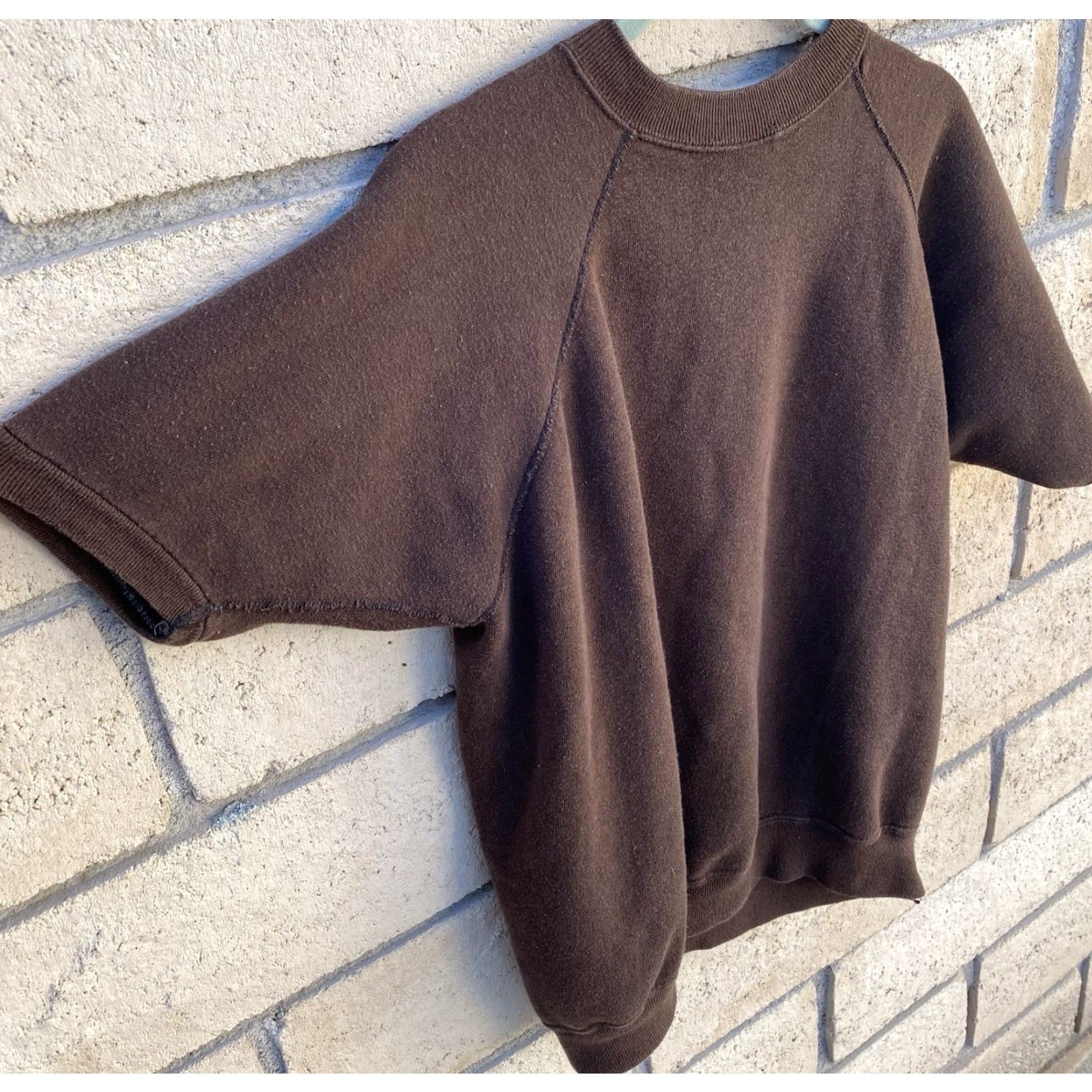 Vintage VINTAGE Casual Wear Creslan Acrylic Cotton Brown Short Sleeve Raglan Sweatshirt Shirt Men L Brown Pullover Raglan Vintage Sweatshirt Size US L / EU 52-54 / 3 - 5 Thumbnail
