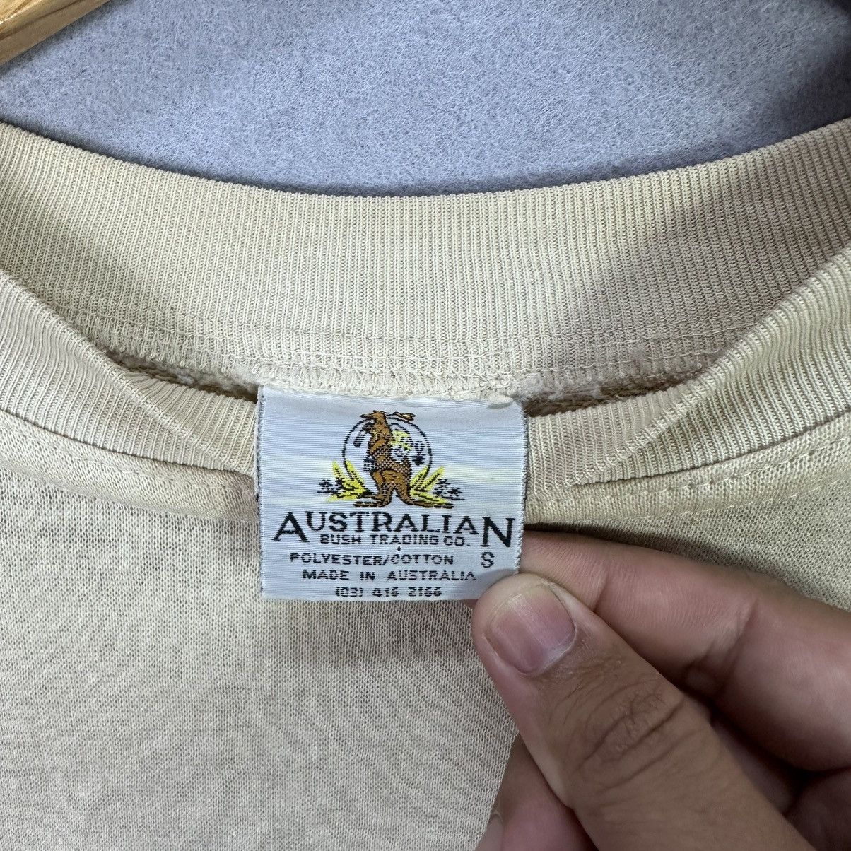 Vintage Vintage Australia Bush Trading Co Kangaroo Sweatshirt Size US S / EU 44-46 / 1 - 3 Thumbnail