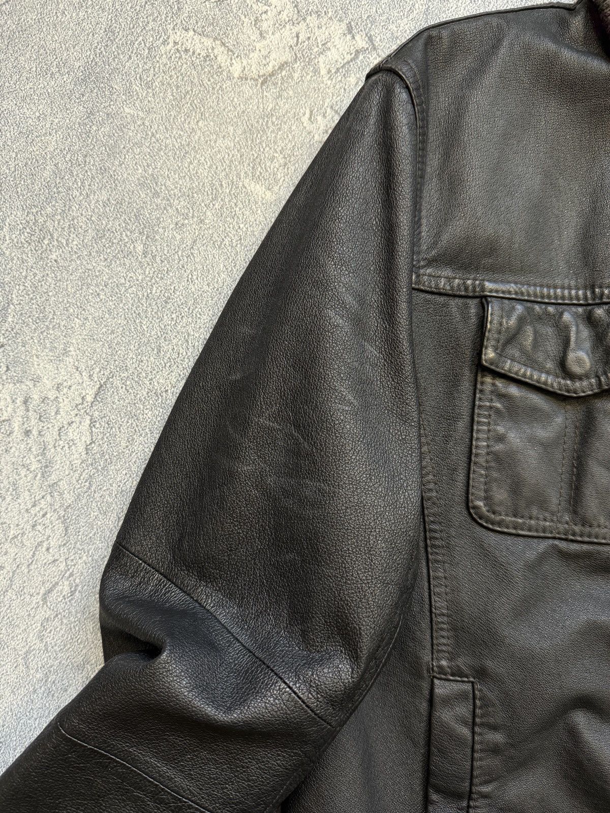 Giorgio Armani Vintage Giorgio Armani Leather Jacket Size L Size US L / EU 52-54 / 3 - 6 Thumbnail