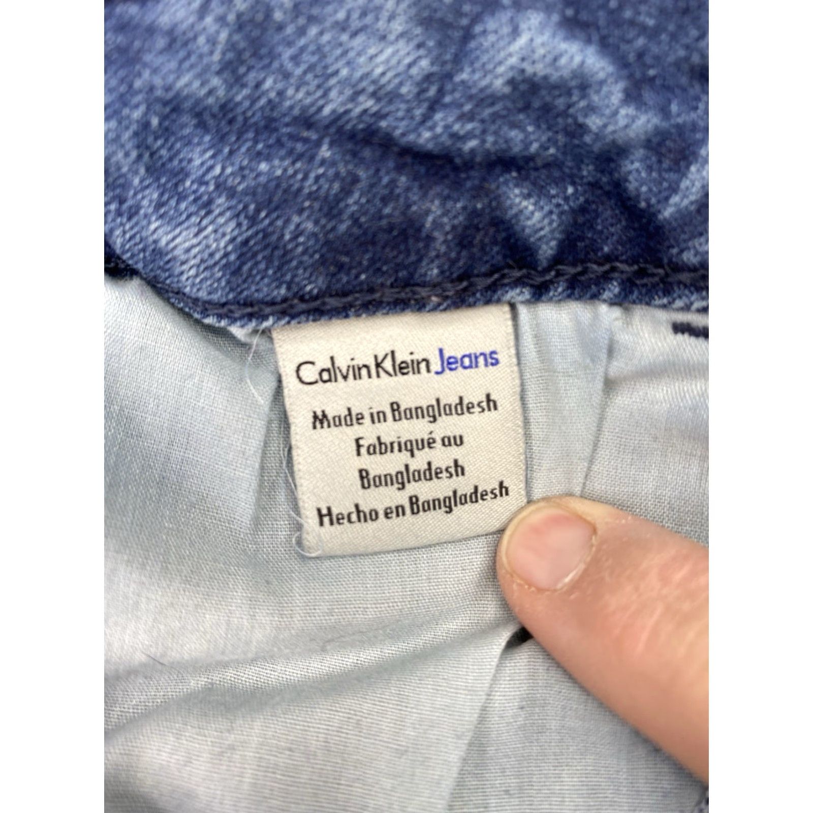 Calvin Klein VINTAGE CalviN Klein Women's Slim Boyfriend Jeans Size 12 Distressed Crop Ankle Stretch Size 34" / US 12 / IT 48 - 6 Thumbnail