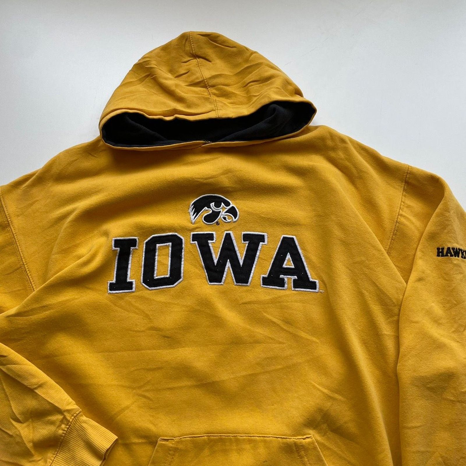 NCAA Vintage Iowa Hawkeyes Hoodie XL Y2K University NCAA Logo Size US L / EU 52-54 / 3 - 2 Thumbnail