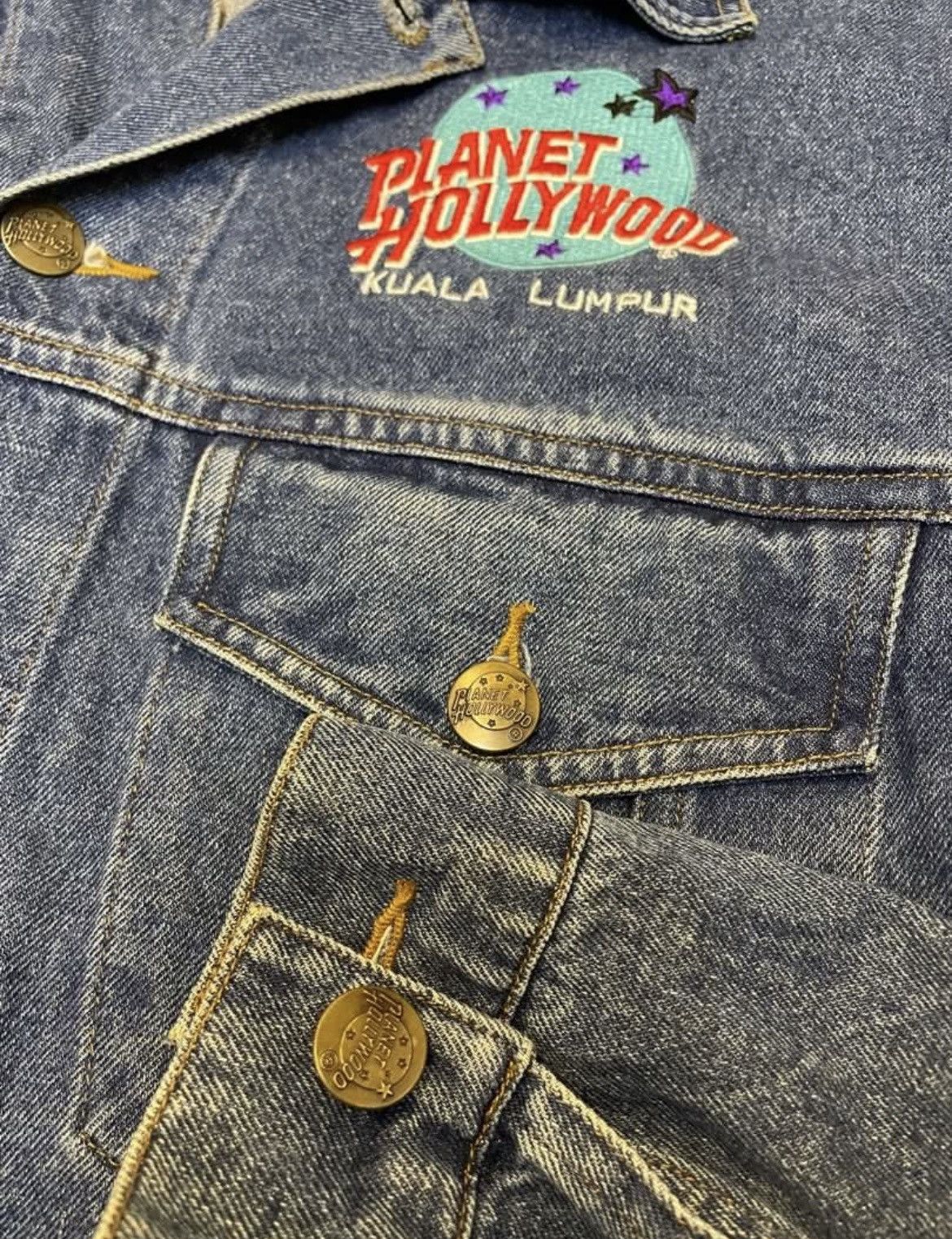 Planet Hollywood Planet hollywood kuala lumpur malaysia vintage denim jacket Size US L / EU 52-54 / 3 - 3 Thumbnail
