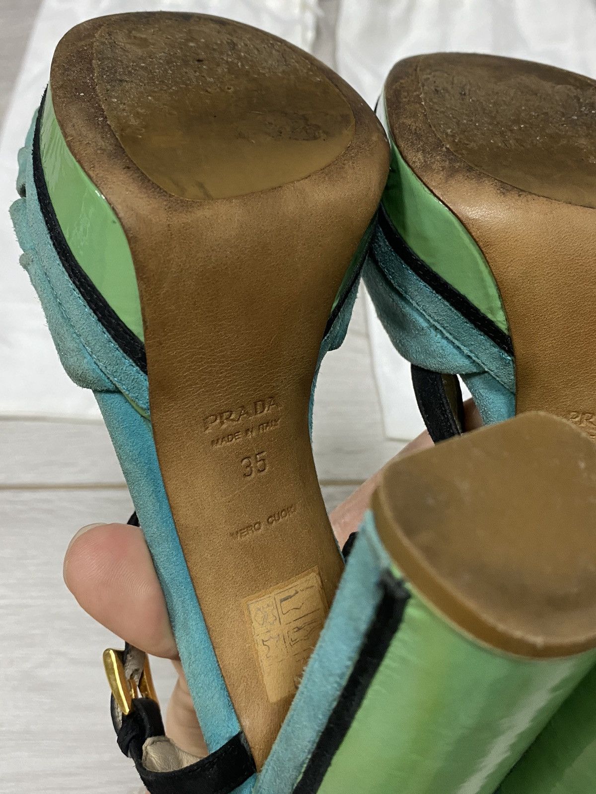 Prada Prada heels flower dust bag Size US 5 / IT 35 - 9 Thumbnail