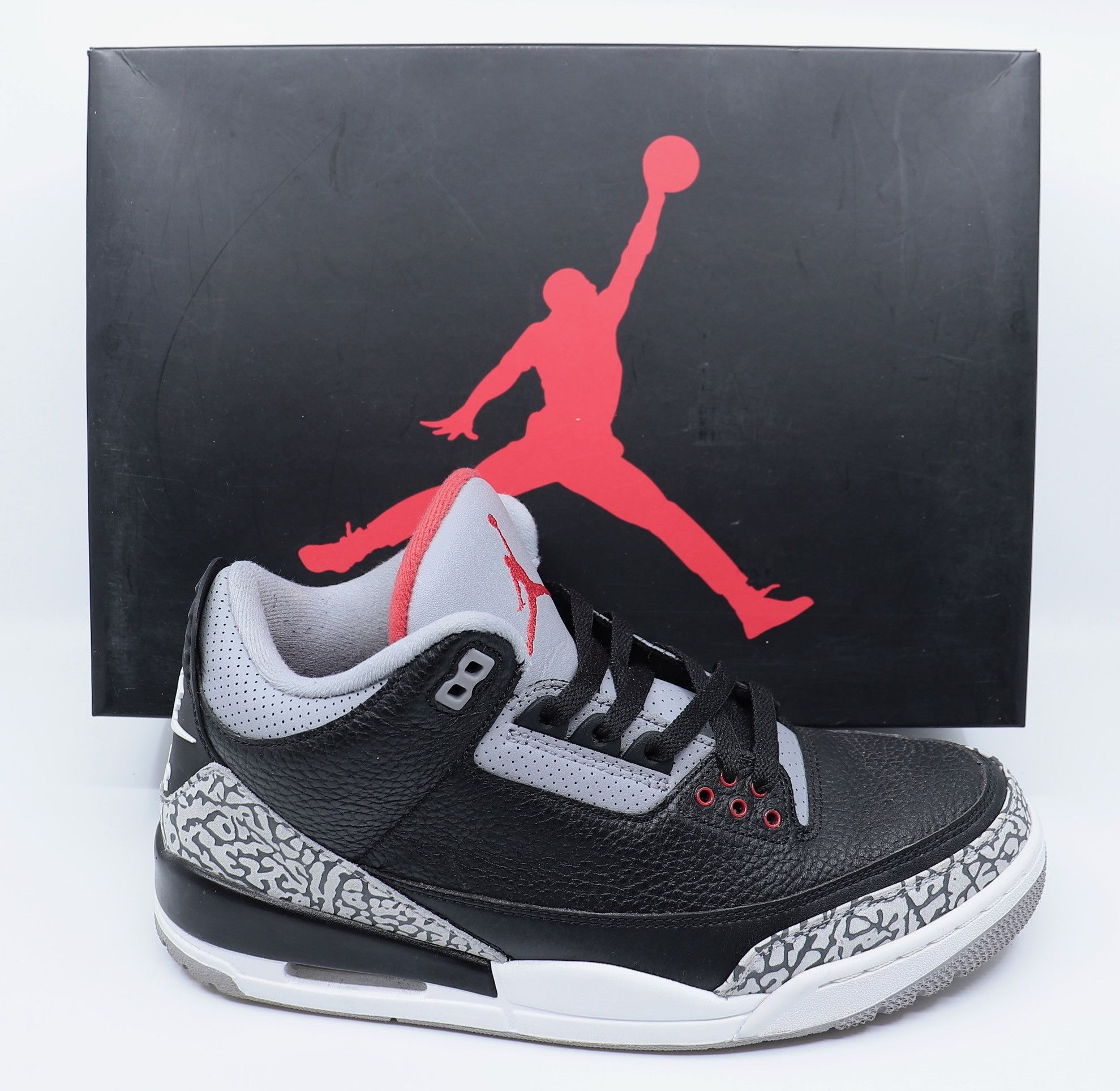Nike Air Jordan 3 III Black Cement 2018 Retro Size 9 Used