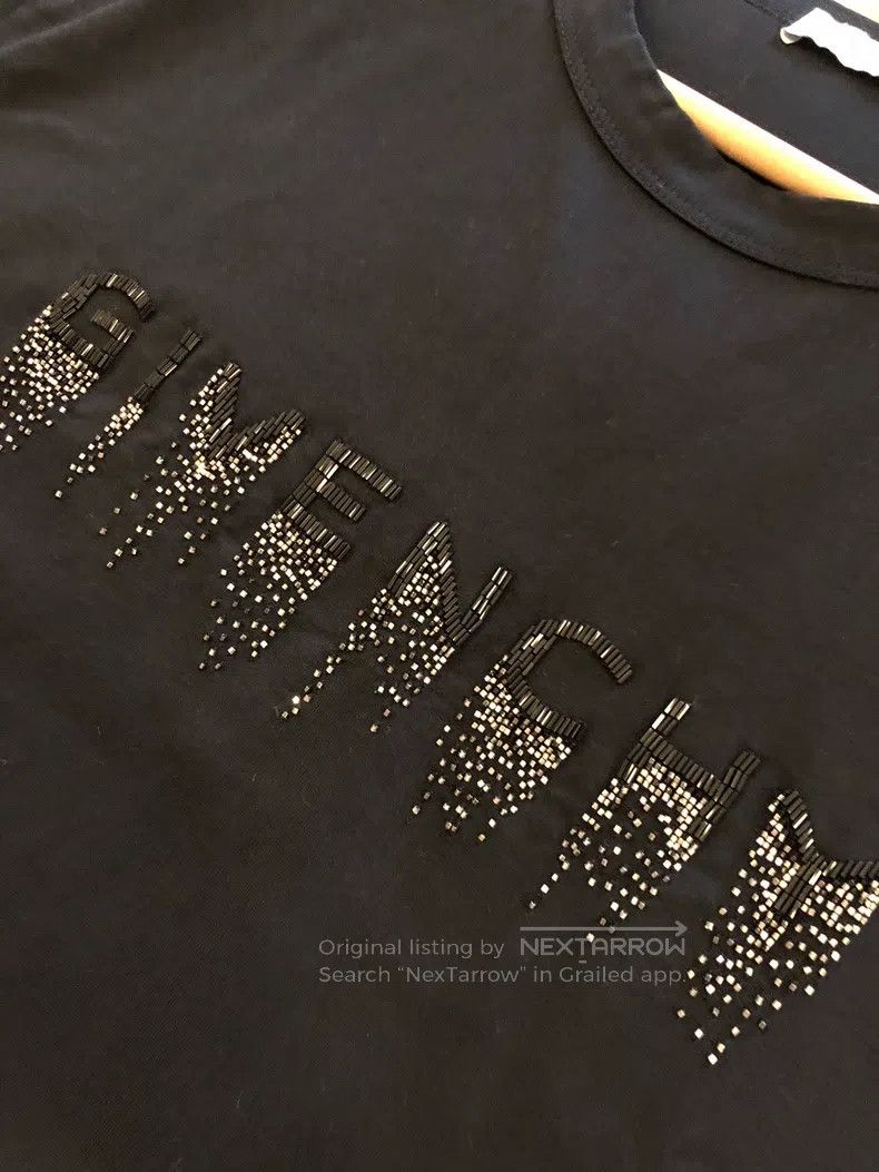 Givenchy Givenchy Black Heavy Embroidery Short Sleeve T-Shirt (Size Size US L / EU 52-54 / 3 - 8 Thumbnail