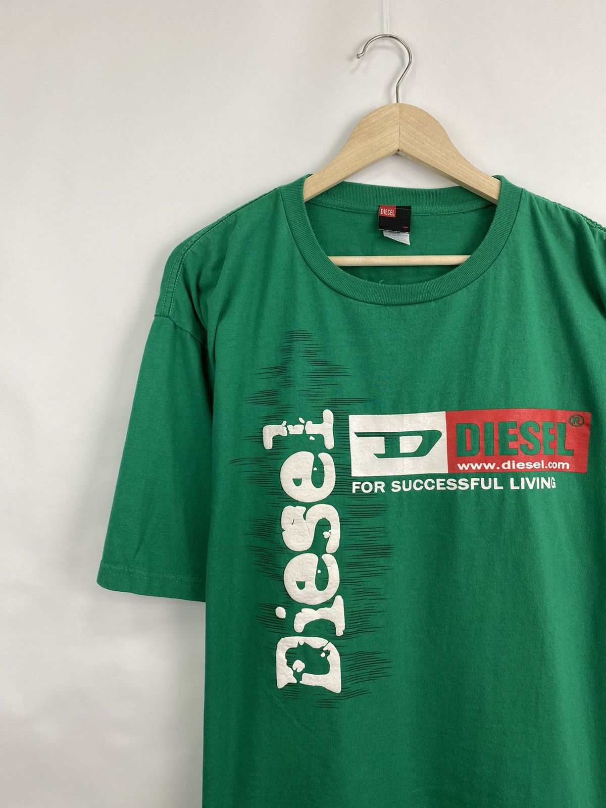 Diesel 🇺🇸 Vintage 90s Diesel Big Logo Retro T-Shirt Rare Y2K Size US XXL / EU 58 / 5 - 2 Thumbnail