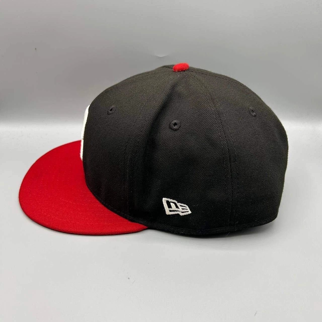 New Era Birmingham Barons Hat Men 8 Black Embroidered MiLB Fitted Size ONE SIZE - 7 Thumbnail