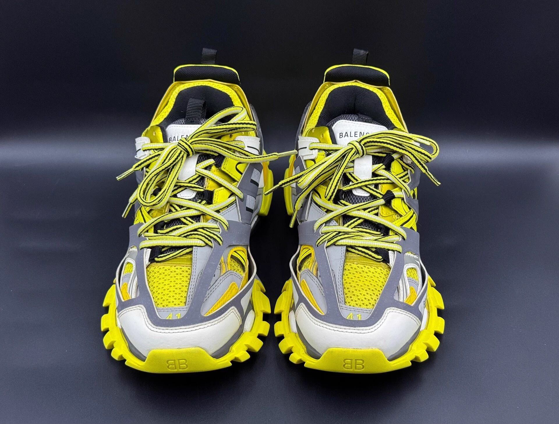 Balenciaga Balenciaga Track low top men's yellow dad shoe Size US 8 / EU 41 - 2 Thumbnail