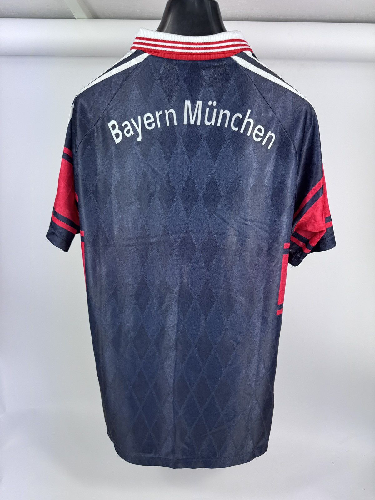 Adidas ADIDAS BAYERN FOOTBALL SHIRT Size US S / EU 44-46 / 1 - 2 Thumbnail