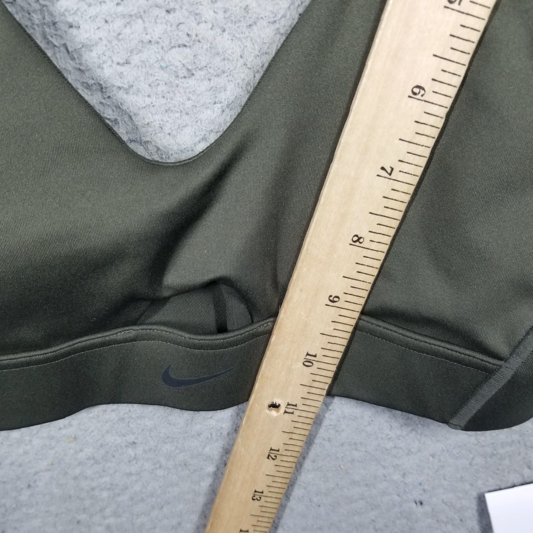 Nike Nike Dri-FIT Sports Bra Womens XS Olive Green Indy Plunge Cutout DV9837-325 Size ONE SIZE - 4 Thumbnail