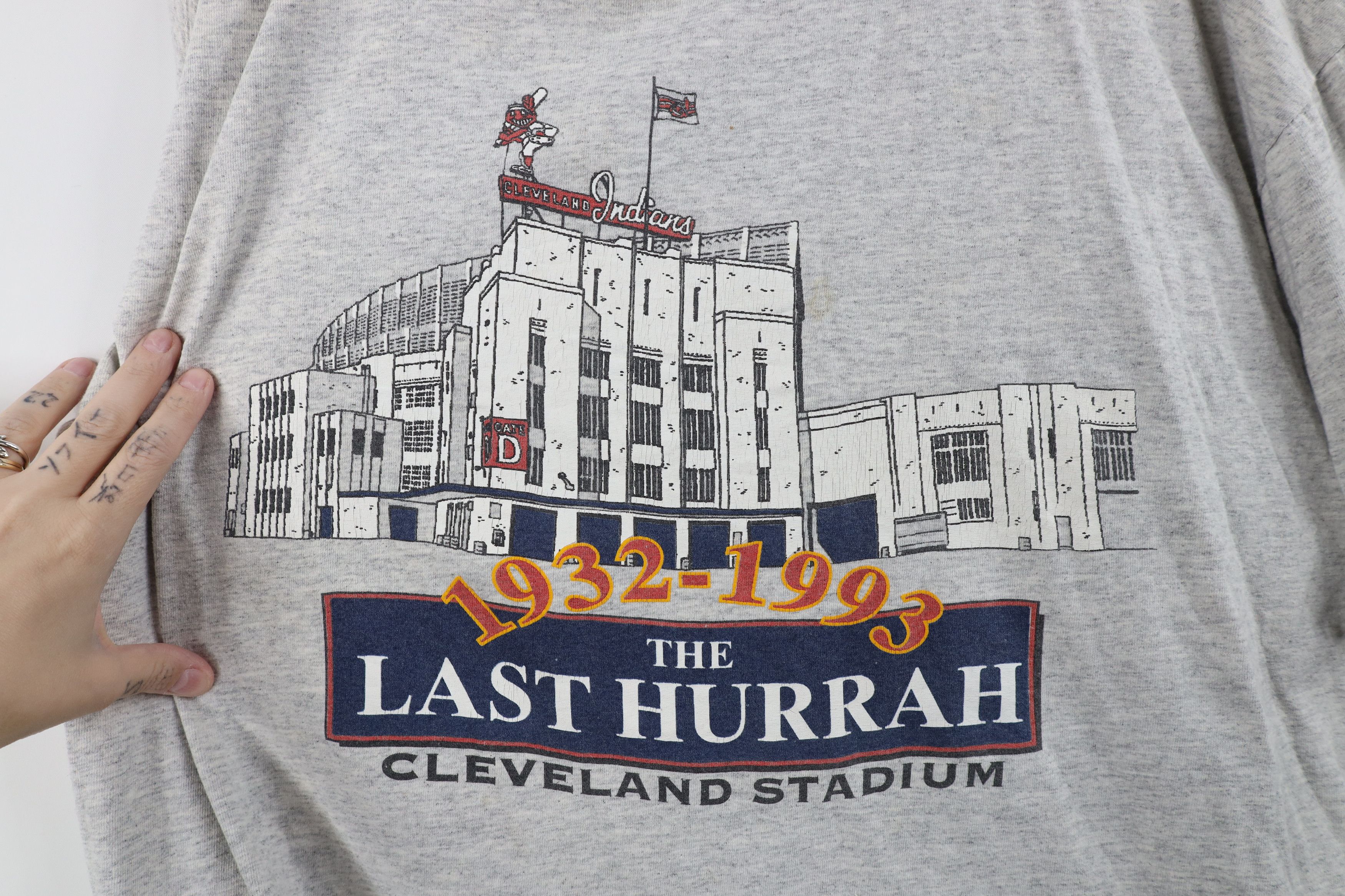Vintage Vintage 90s Indians Baseball Last Hurrah Stadium T-Shirt USA Size US XL / EU 56 / 4 - 4 Thumbnail