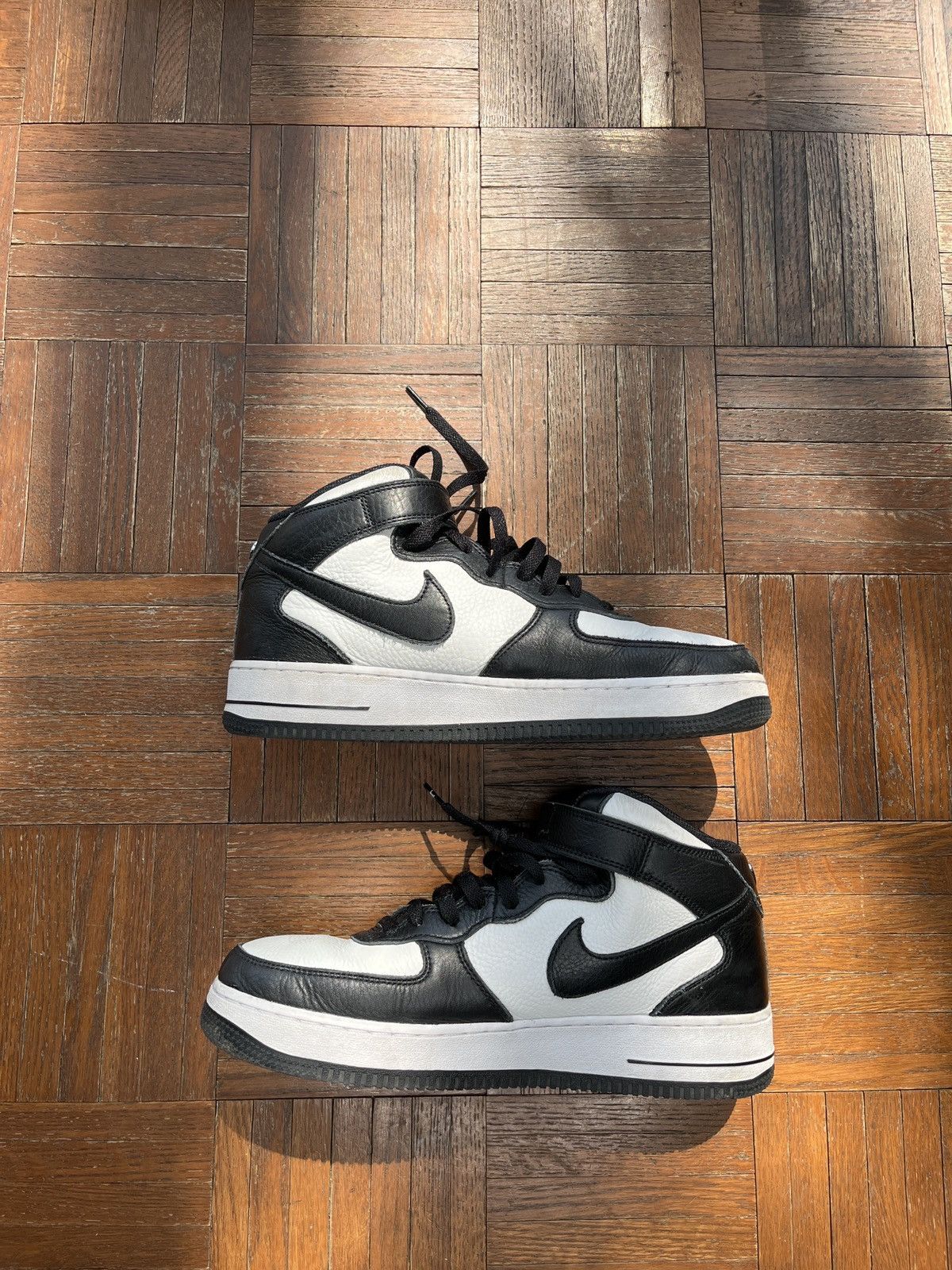 Nike × Stussy Stussy Mid Air Force 1 Size US 10 / EU 43 - 2 Thumbnail