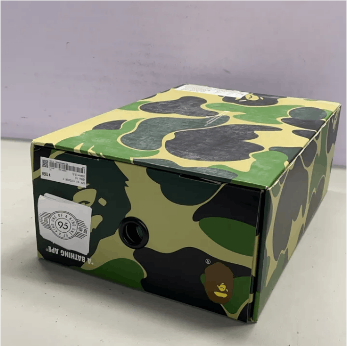 Bape ABATHINGAPE low-top sneaker men's green and pink Size US 11 / EU 44 - 8 Thumbnail