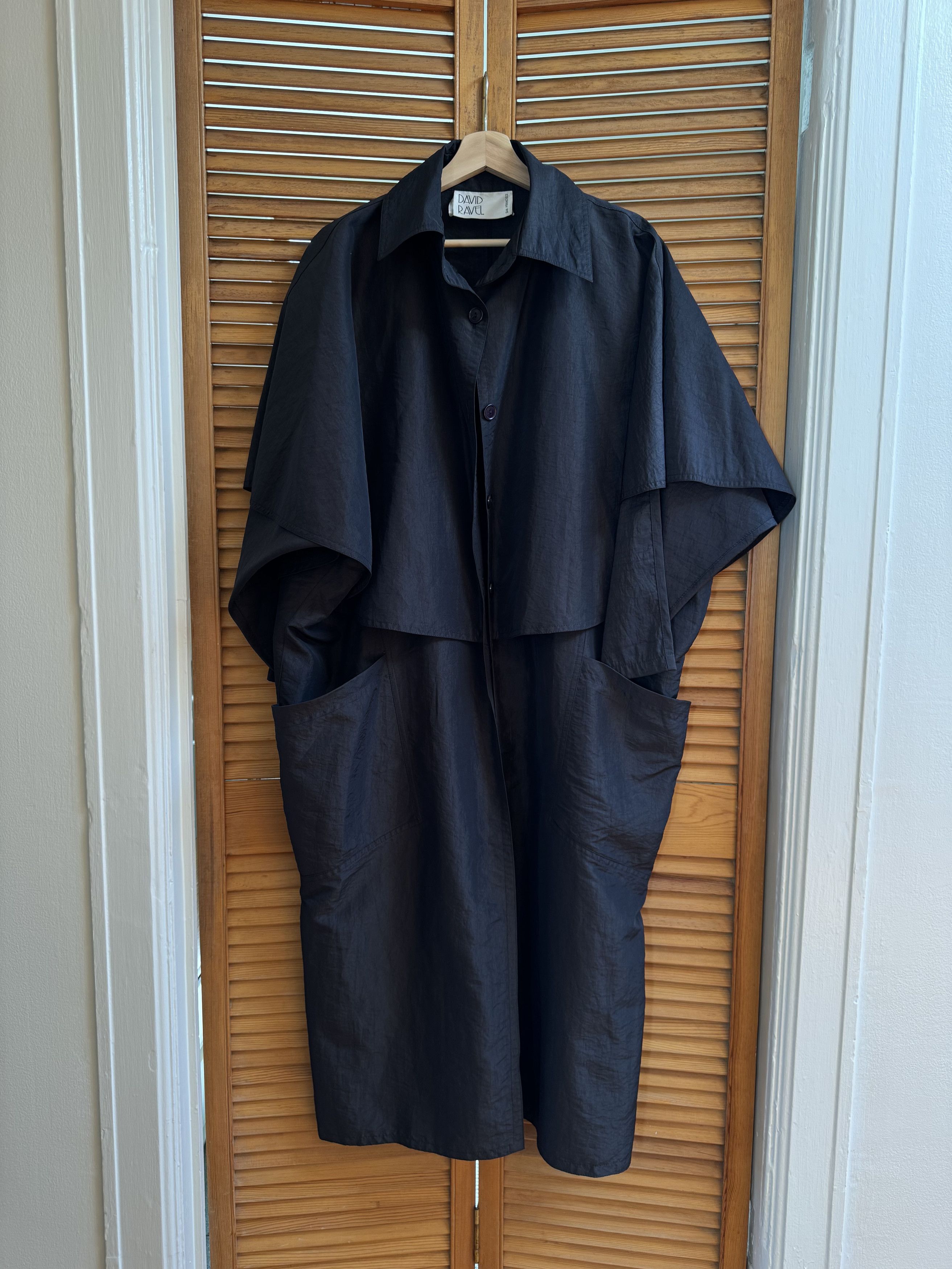 Image of Vintage Oversized Lightweight Cape Trench Coat in Black, Women's