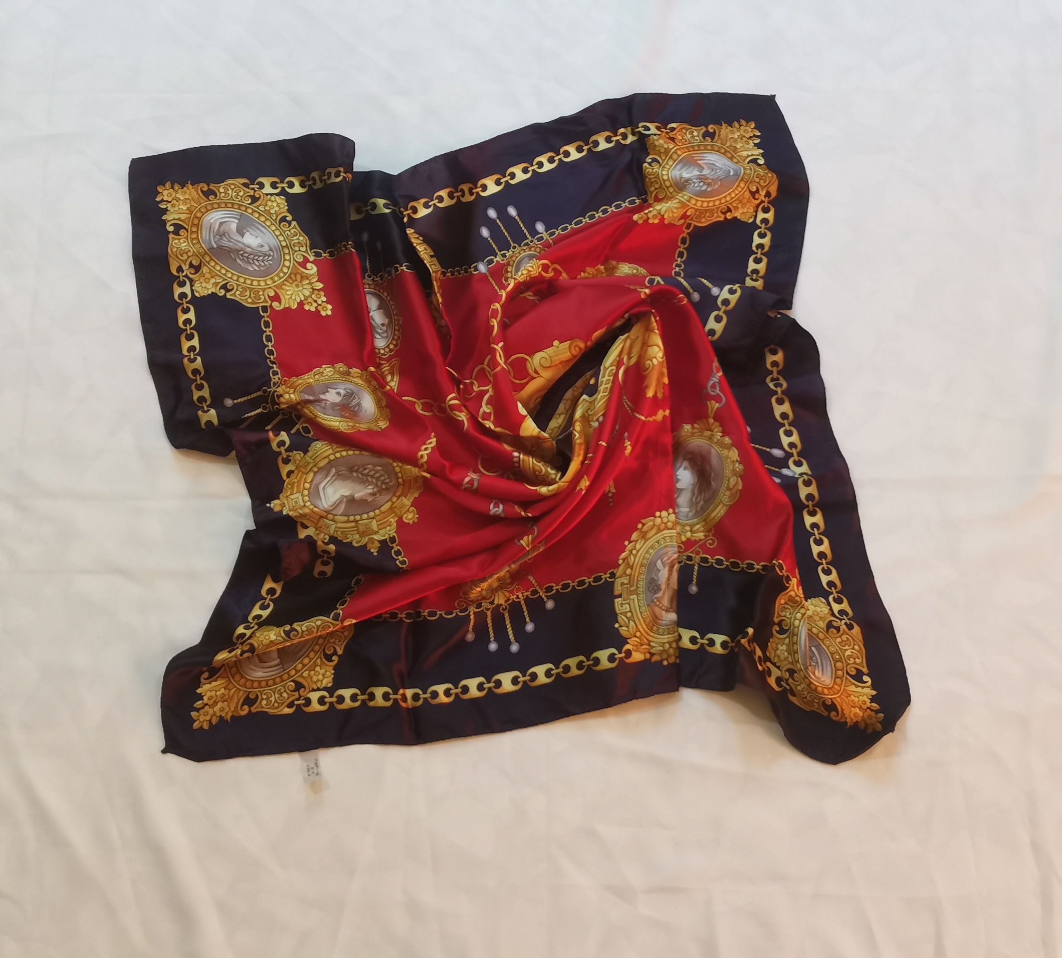 Vintage Rare vintage luxury scarves nice design Size ONE SIZE - 3 Thumbnail
