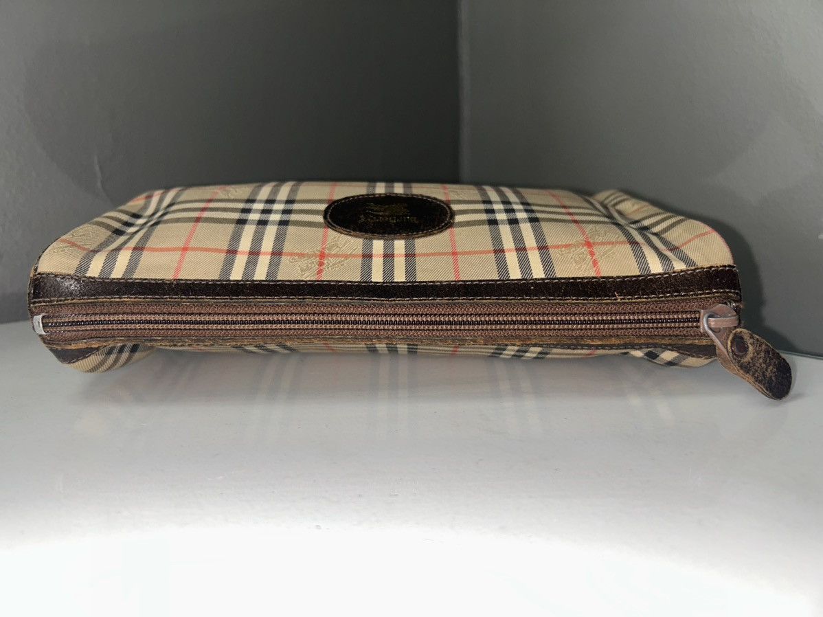 Burberry Vintage Burberry Nova Check Canvas Clutch Bag Size ONE SIZE - 3 Thumbnail