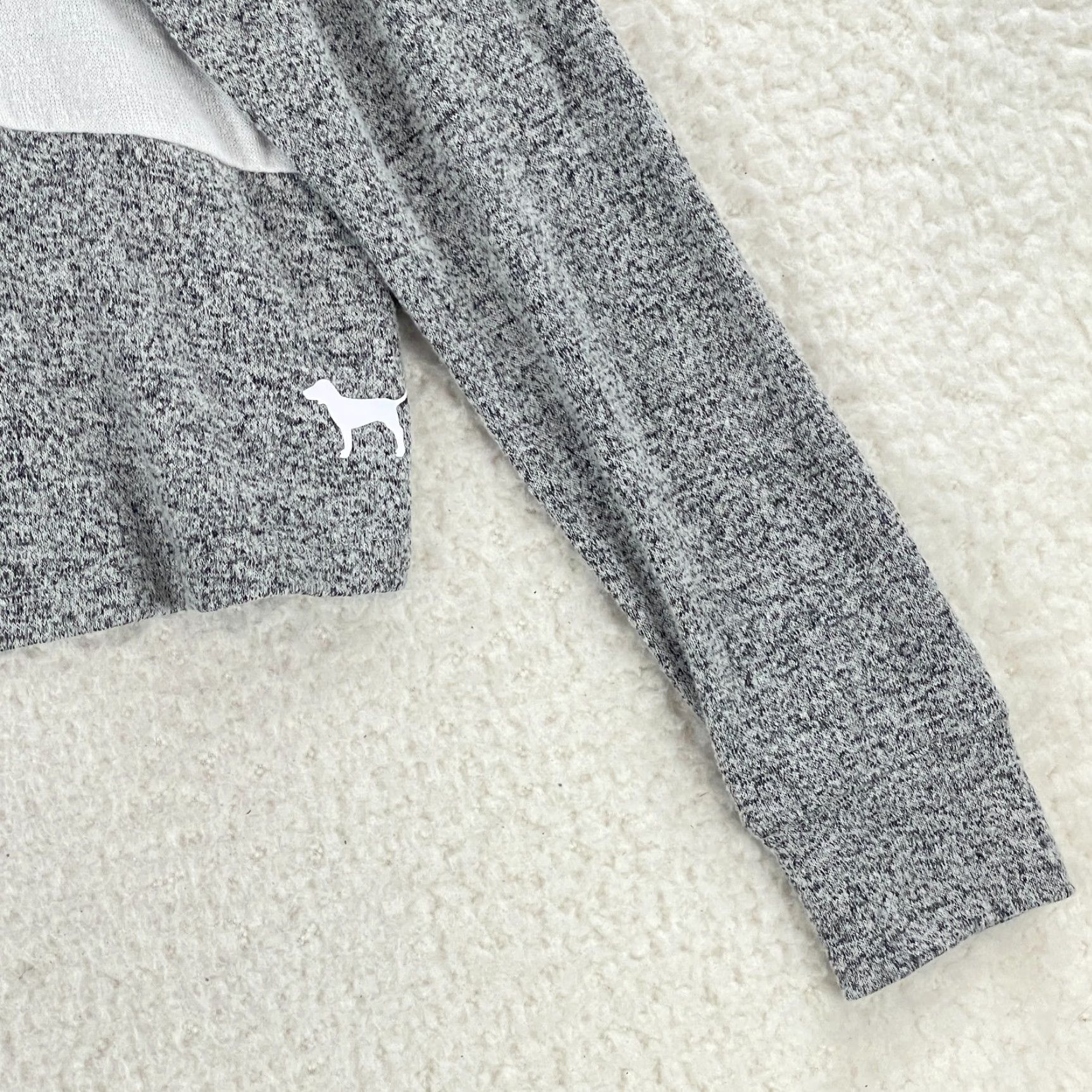 Victoria's Secret PINK Victoria's Secret Shirt Womens Medium Gray Colorblock V-Neck Long Sleeve Size M / US 6-8 / IT 42-44 - 5 Thumbnail