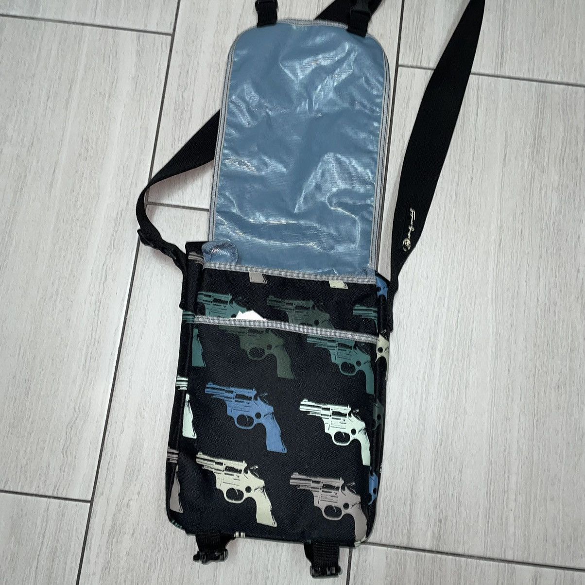 Andy Warhol Andy Warhol Revolver Gun Bag Size ONE SIZE - 6 Thumbnail