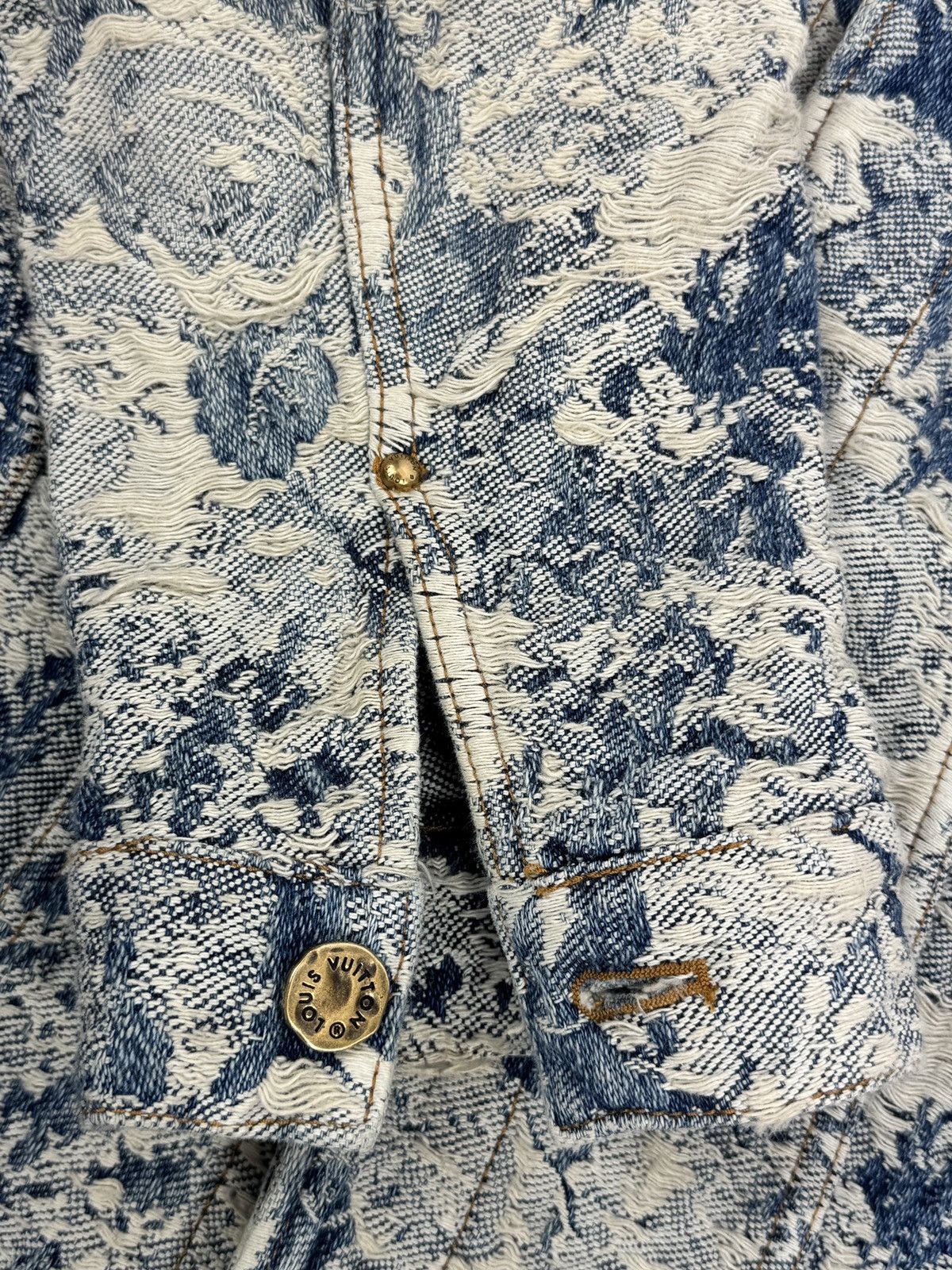 Louis Vuitton x Virgil Abloh 2022 Floral Distressed Denim Jacket Size US M / EU 48-50 / 2 - 5 Thumbnail
