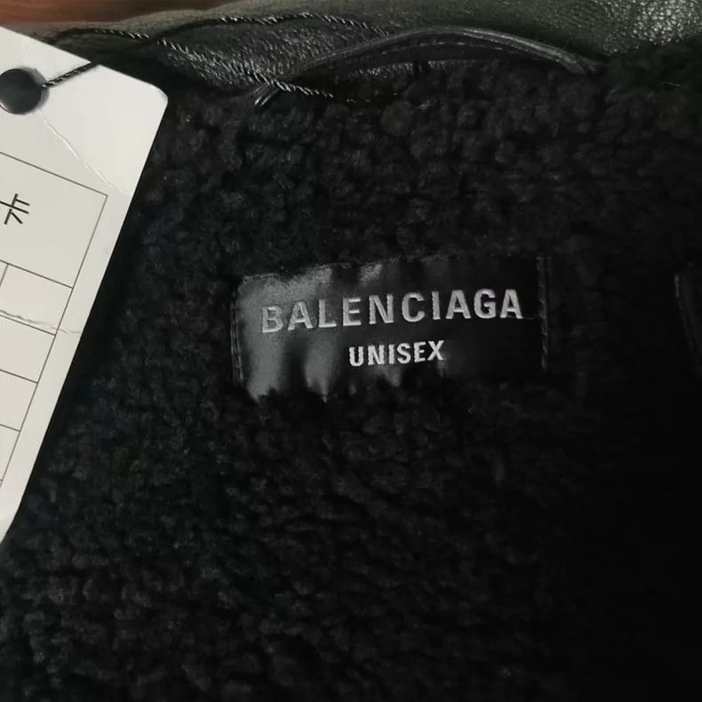 Balenciaga Balenciaga Solid Color Logo Embroidered Lapel Lining Grain Size US XS / EU 42 / 0 - 4 Thumbnail