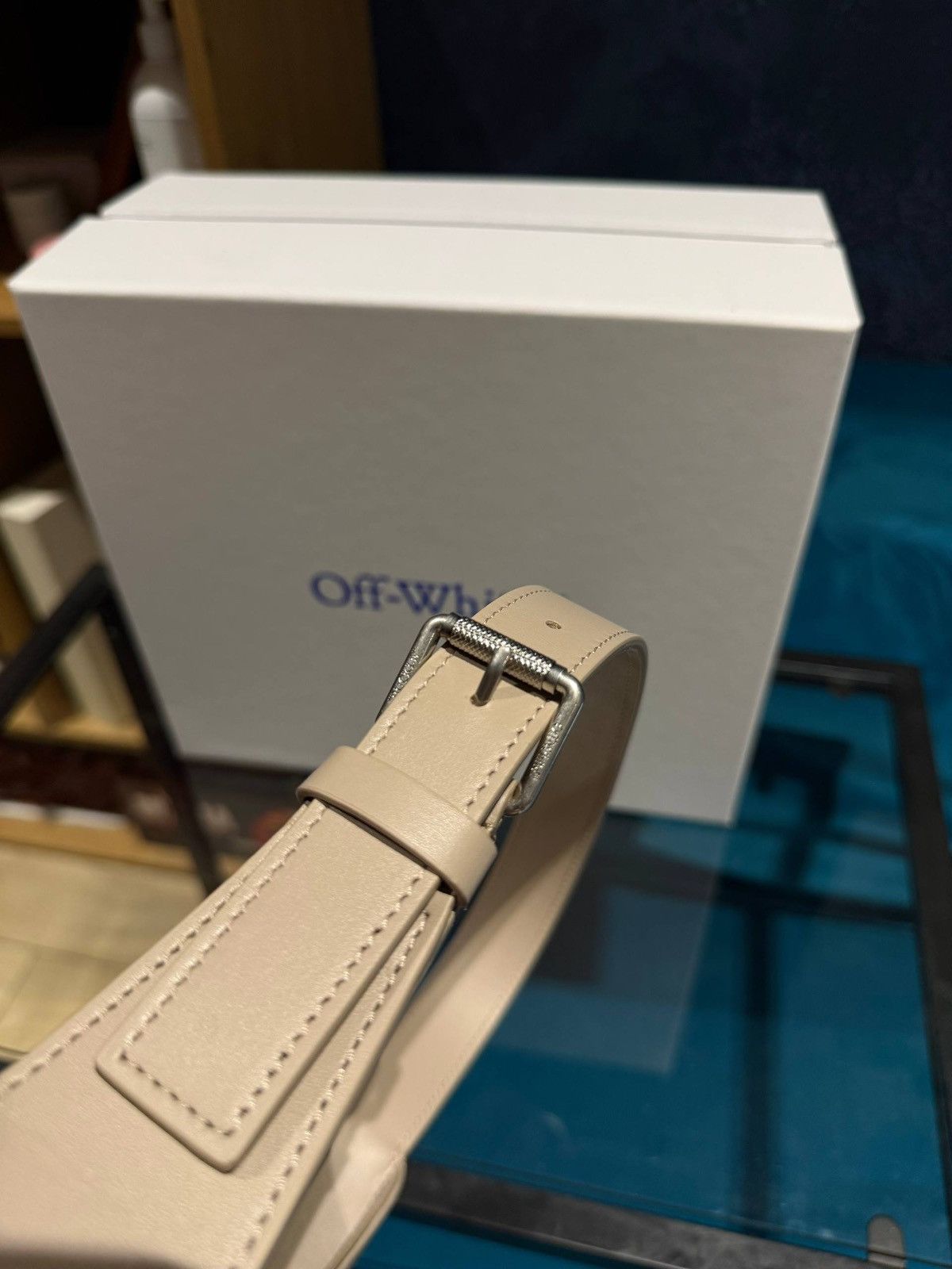 Off-White OFF-WHITE JITNEY SHOULDER QUOTE Size ONE SIZE - 4 Thumbnail