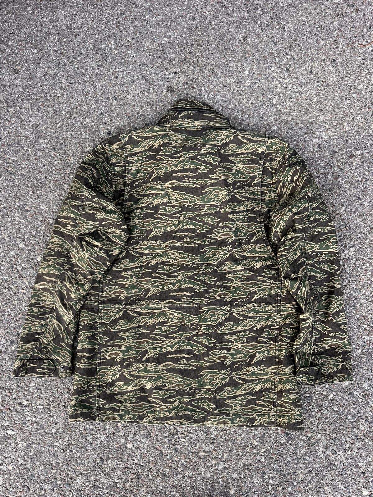 Carhartt × Carhartt Wip Carhartt Utility Camo Logo Jacket Size US M / EU 48-50 / 2 - 2 Thumbnail