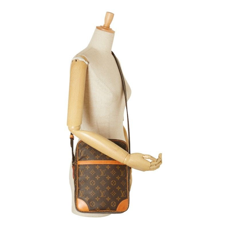 Louis Vuitton Louis Vuitton Monogram Danube GM Crossbody Bag M45262 Size ONE SIZE - 13 Thumbnail