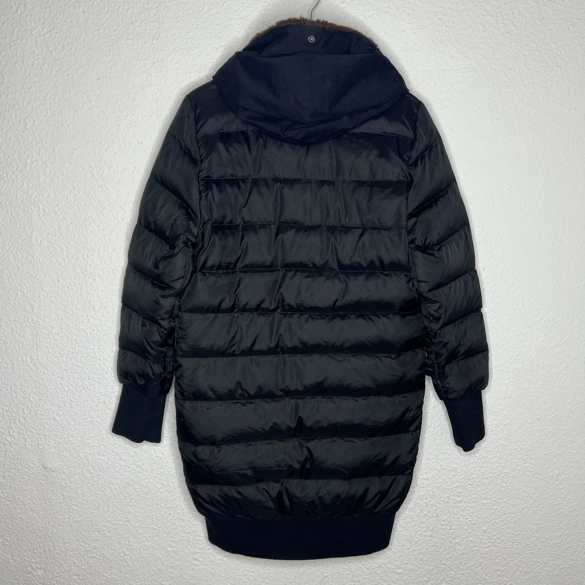 Acne Studios Parka Coat Puffer Jacket Powder Paw 13