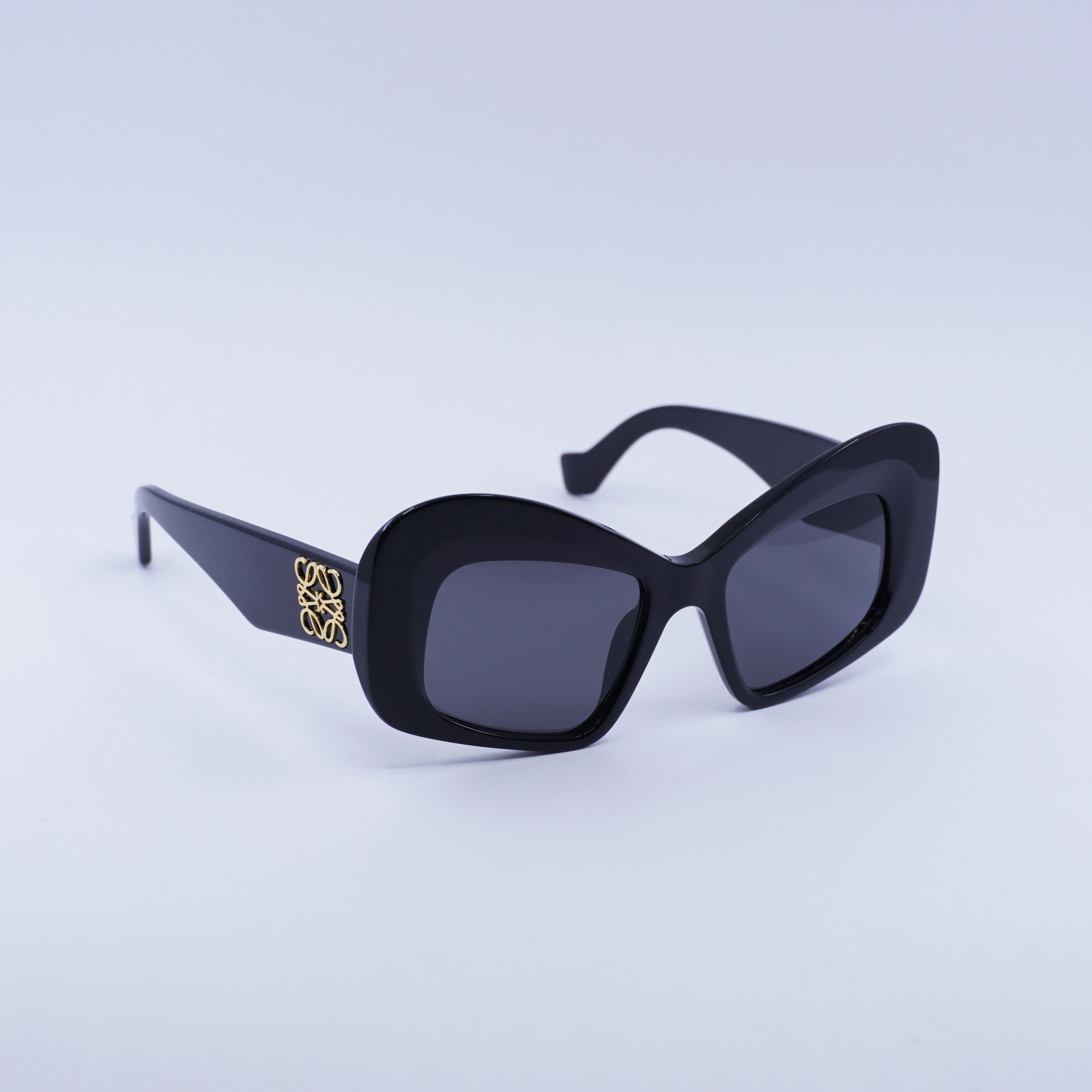 Loewe Loewe LW40128I 01A Sunglasses Black Cat Eye Frame Size ONE SIZE - 7 Thumbnail