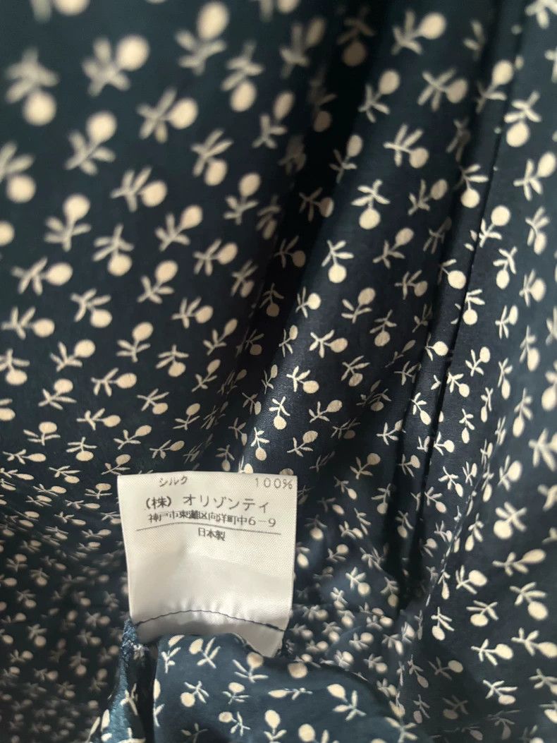 Vivienne Westwood Vivienne Westwood 100% silk floral front lapel dress Size S / US 4 / IT 40 - 6 Thumbnail