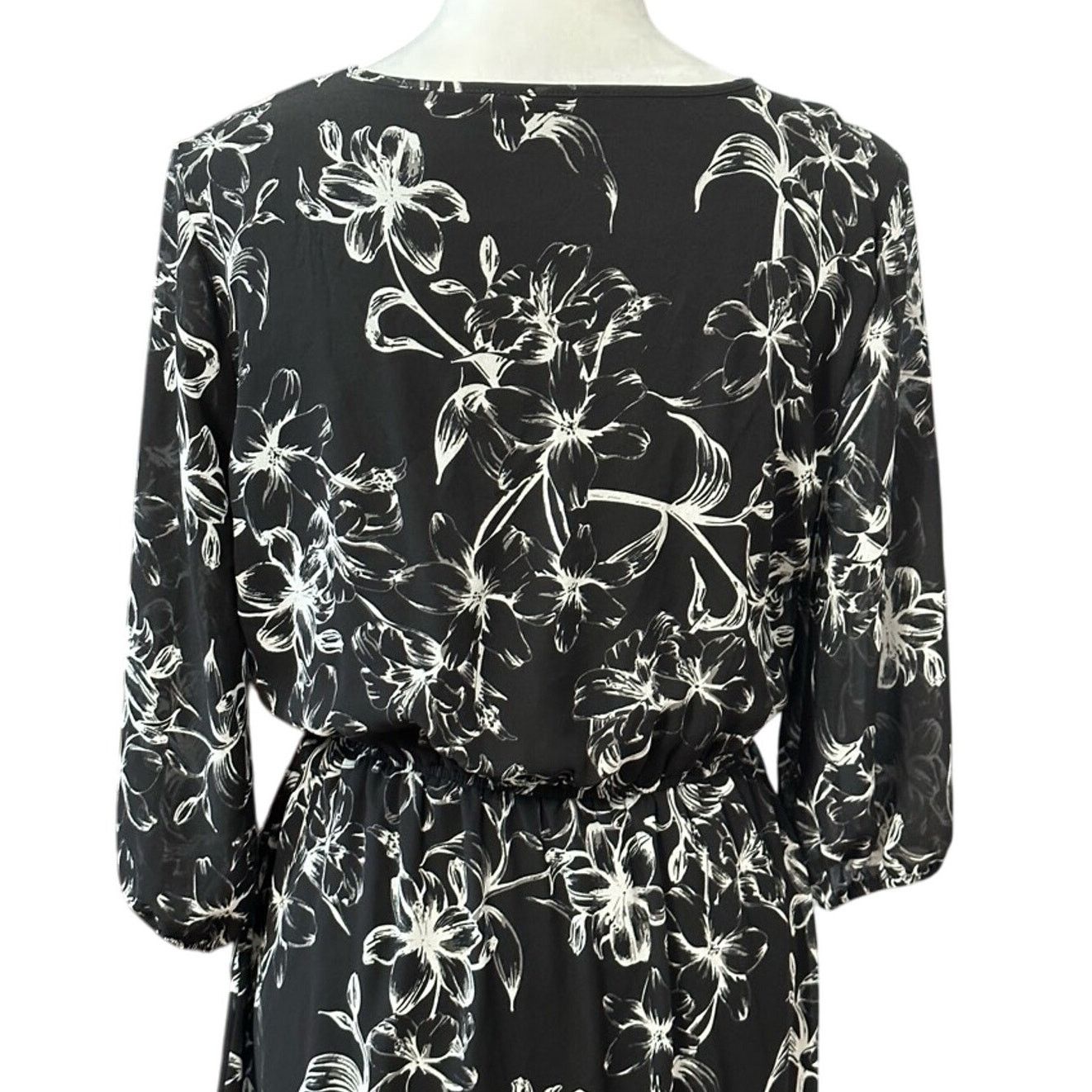 Other Esmara Floral Blouson Midi Dress Scoop Neckline Black M NWT Size M / US 6-8 / IT 42-44 - 5 Thumbnail