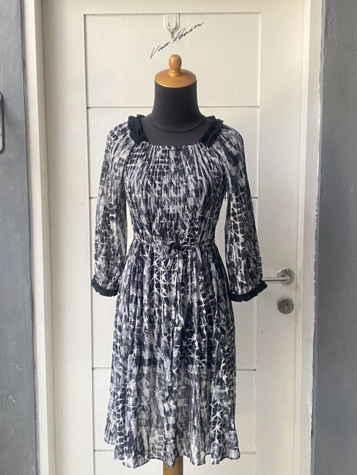 Other YUMA KOSHINO Pleats Dress Size XS / US 0-2 / IT 36-38 - 1 Thumbnail